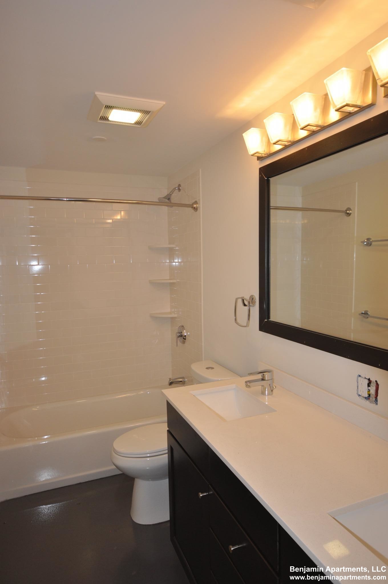 659 Massachusetts Ave, South End