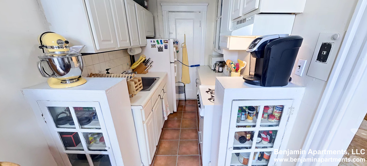 33 Walbridge St, Allston