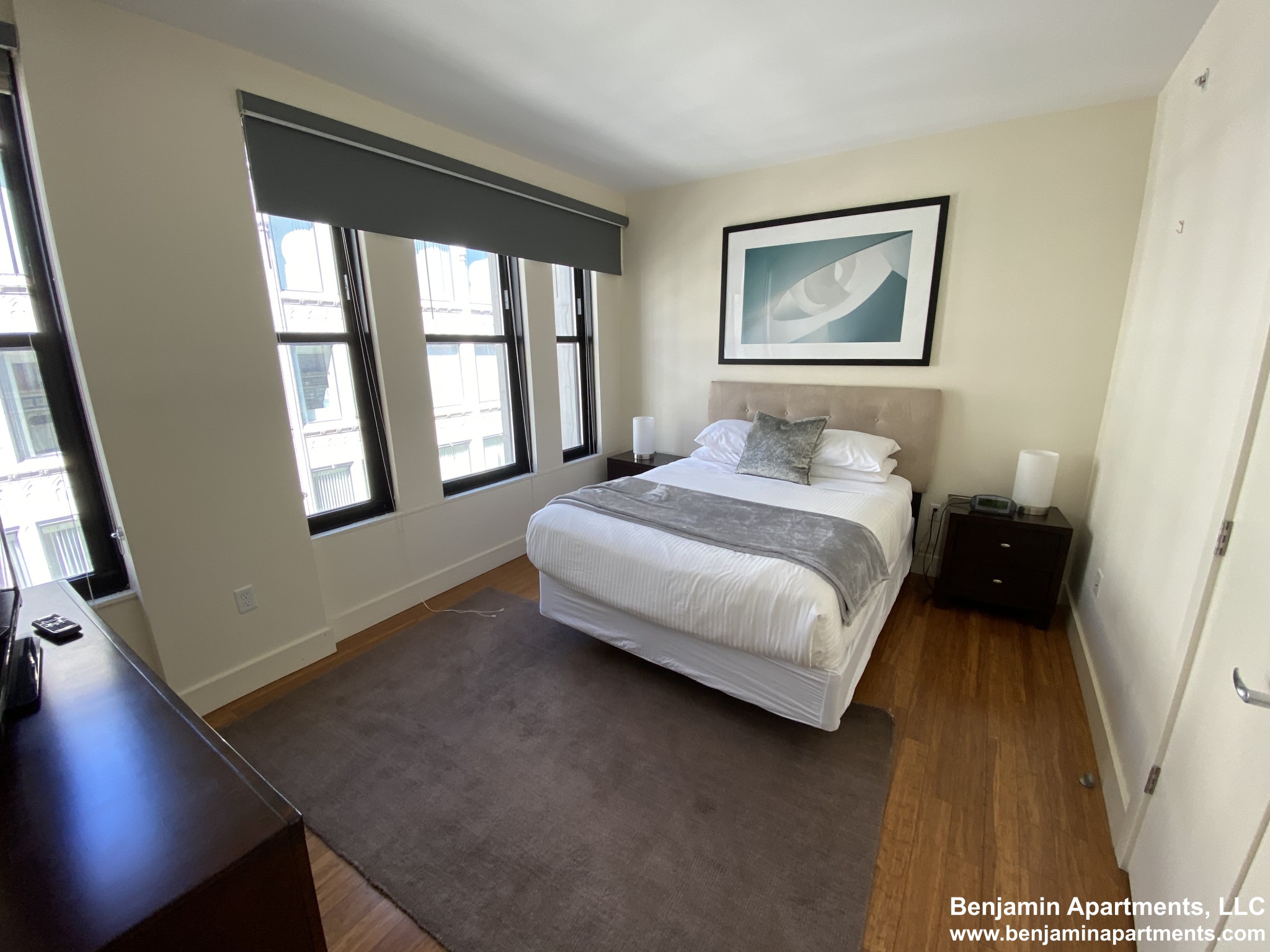 8 Winter St, Downtown