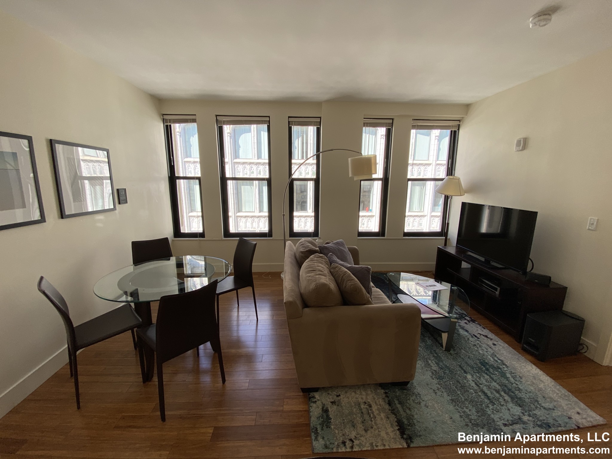 8 Winter St, Downtown