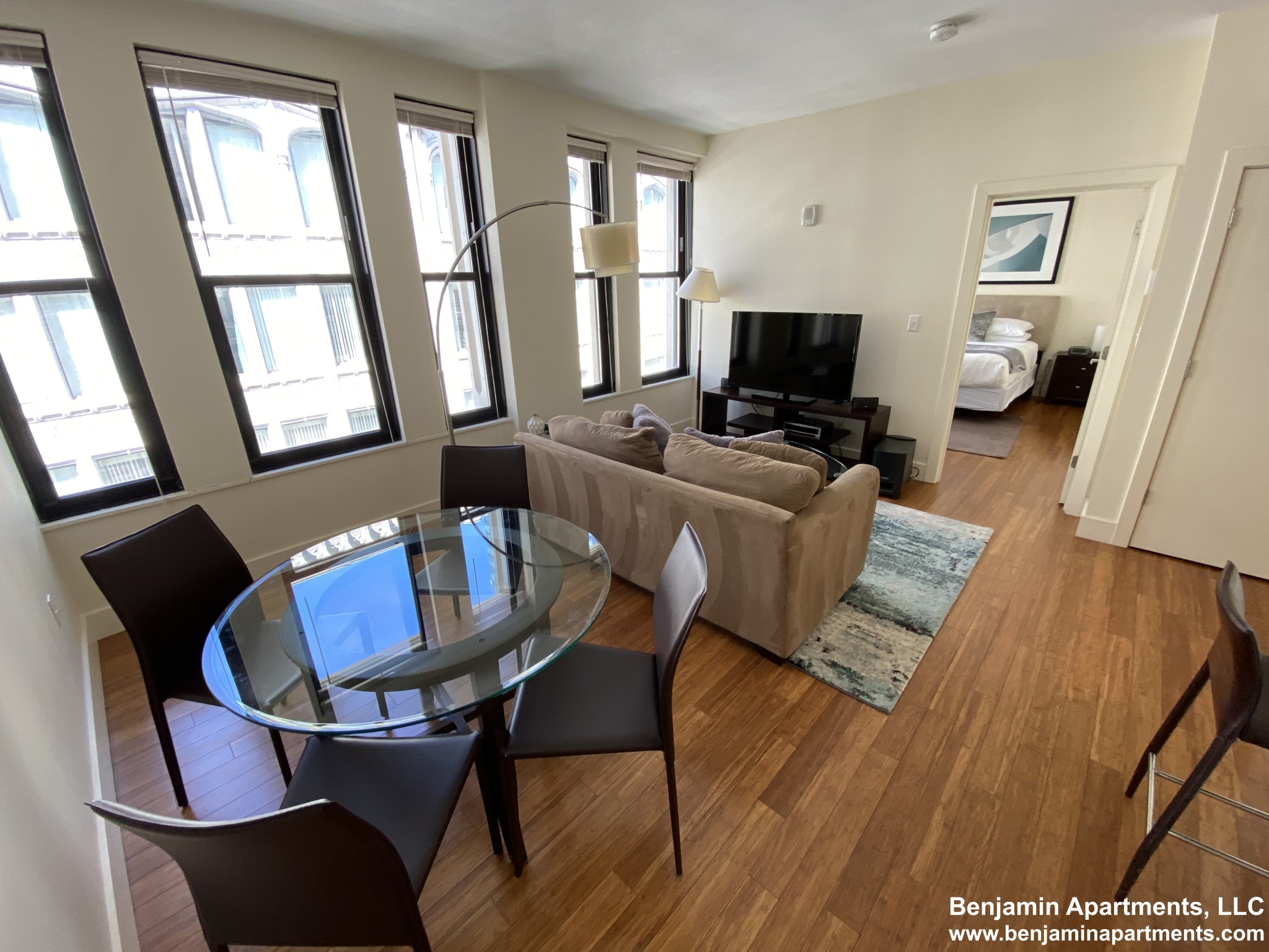 8 Winter St, Downtown