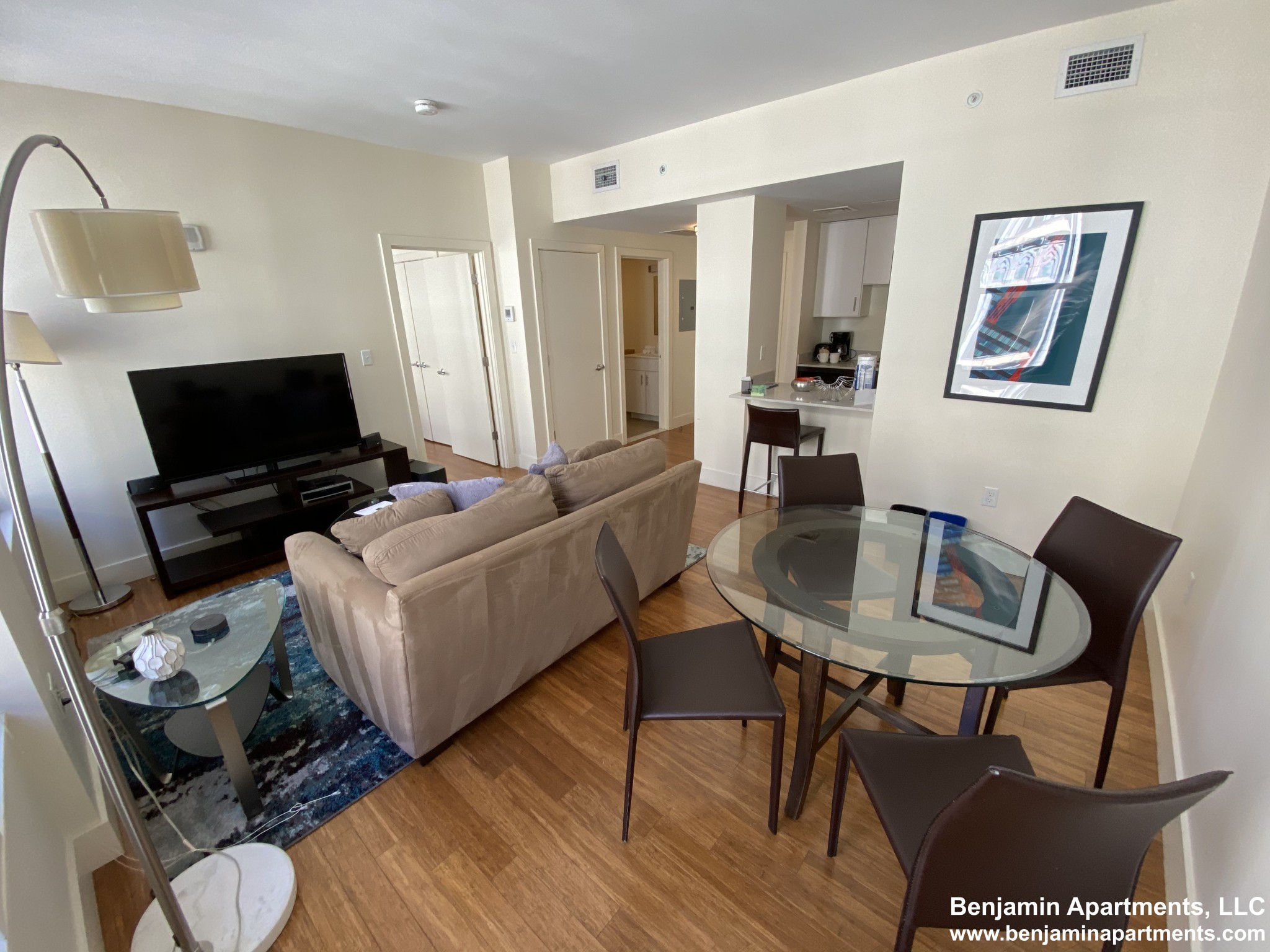 8 Winter St, Downtown