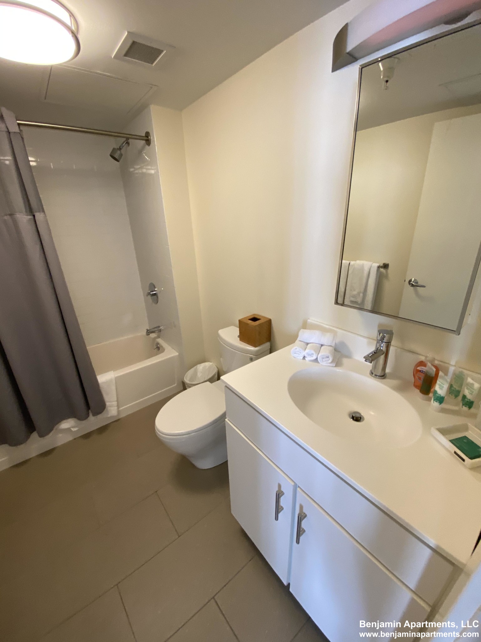 8 Winter St, Downtown