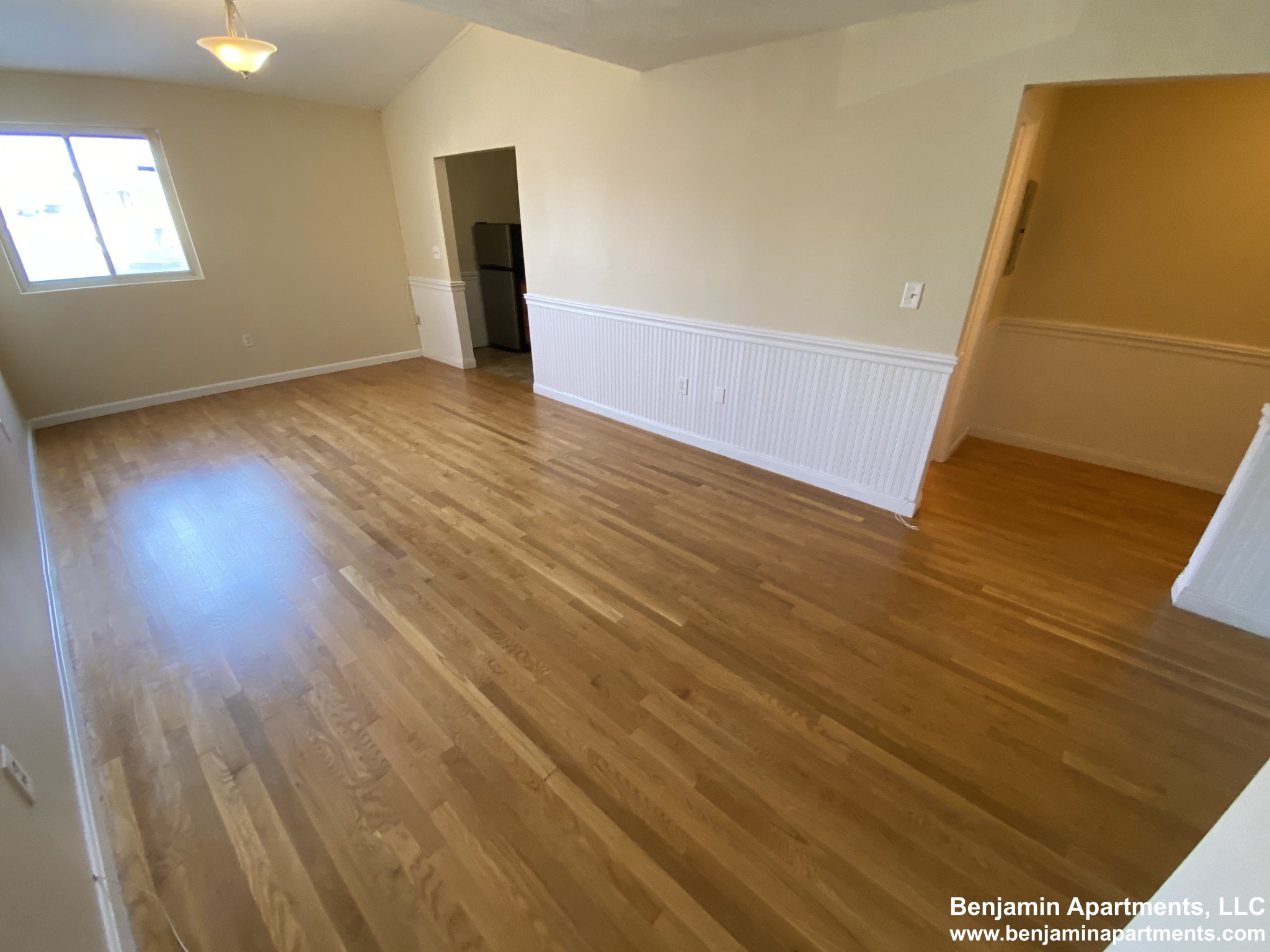 385 Dorchester St, South Boston