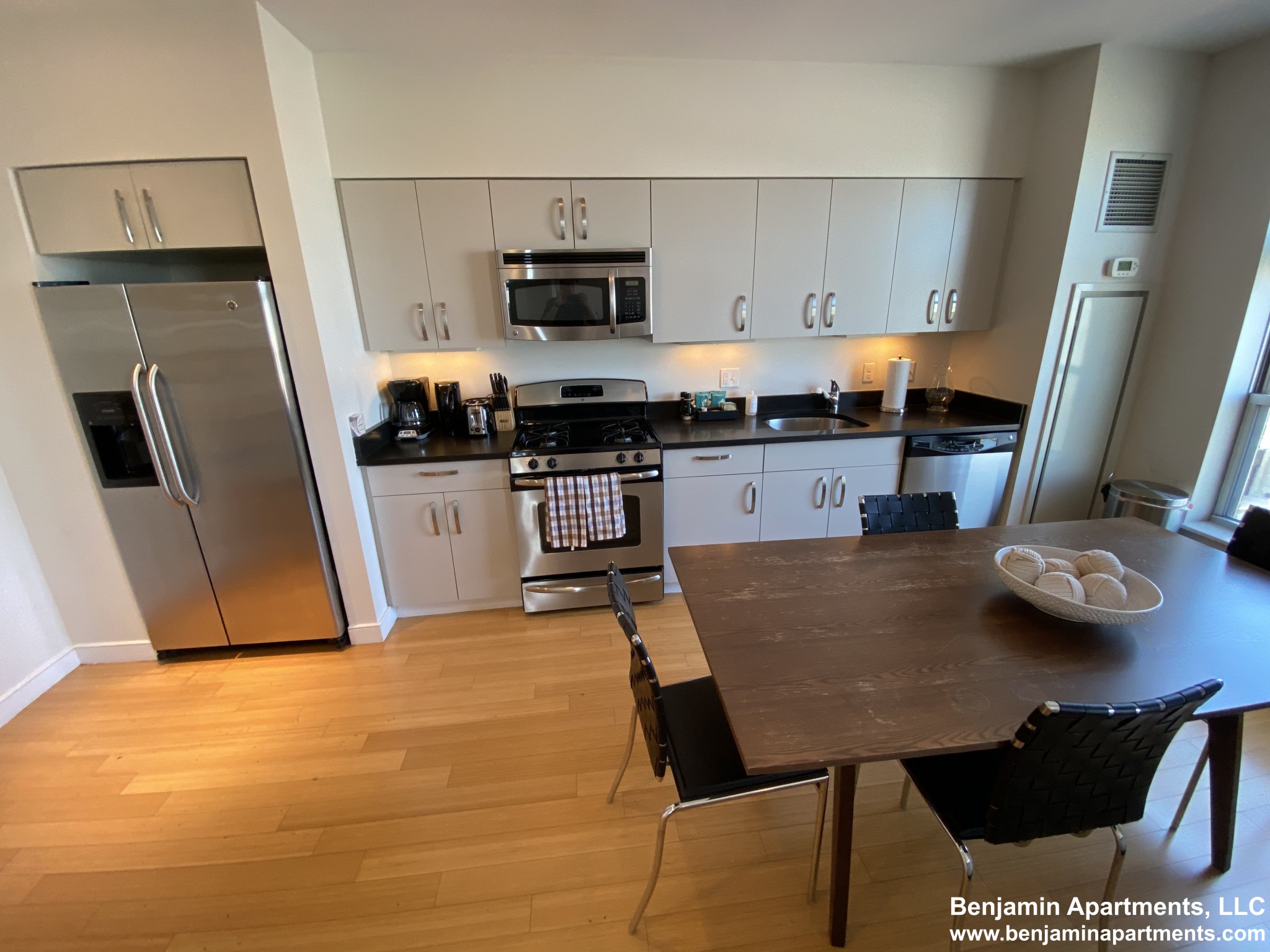 601 Albany St, South End