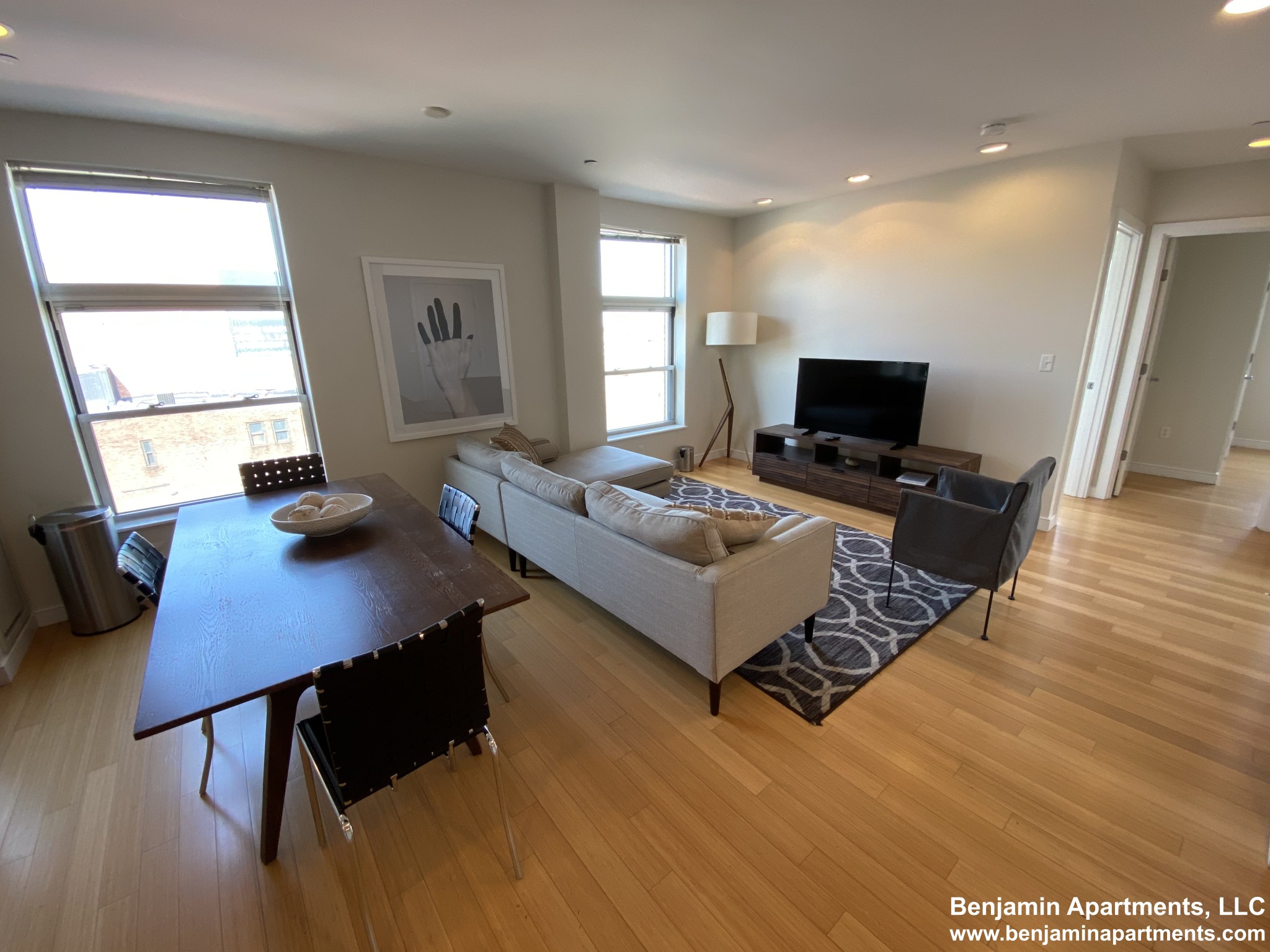 601 Albany St, South End