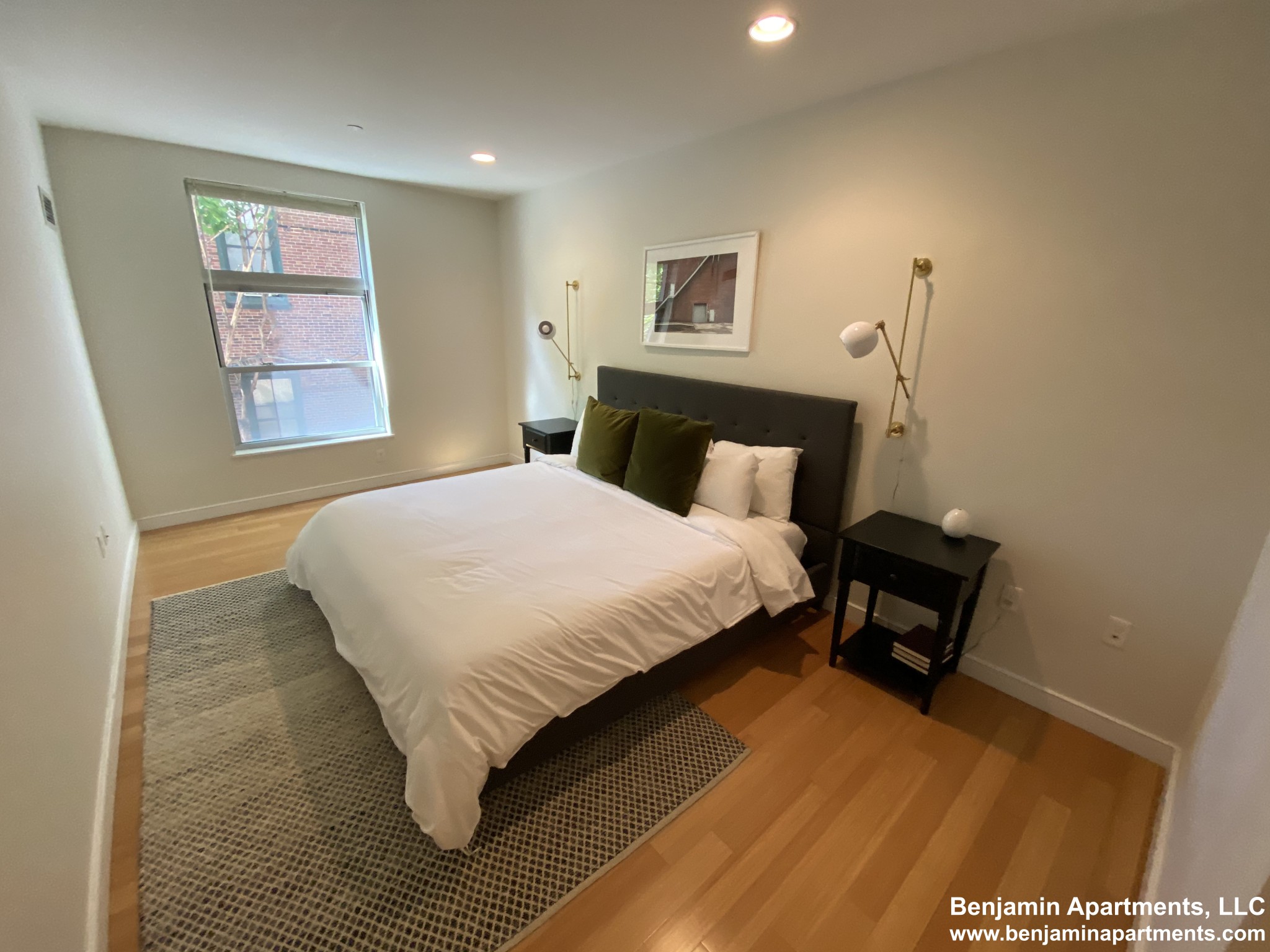 601 Albany St, South End