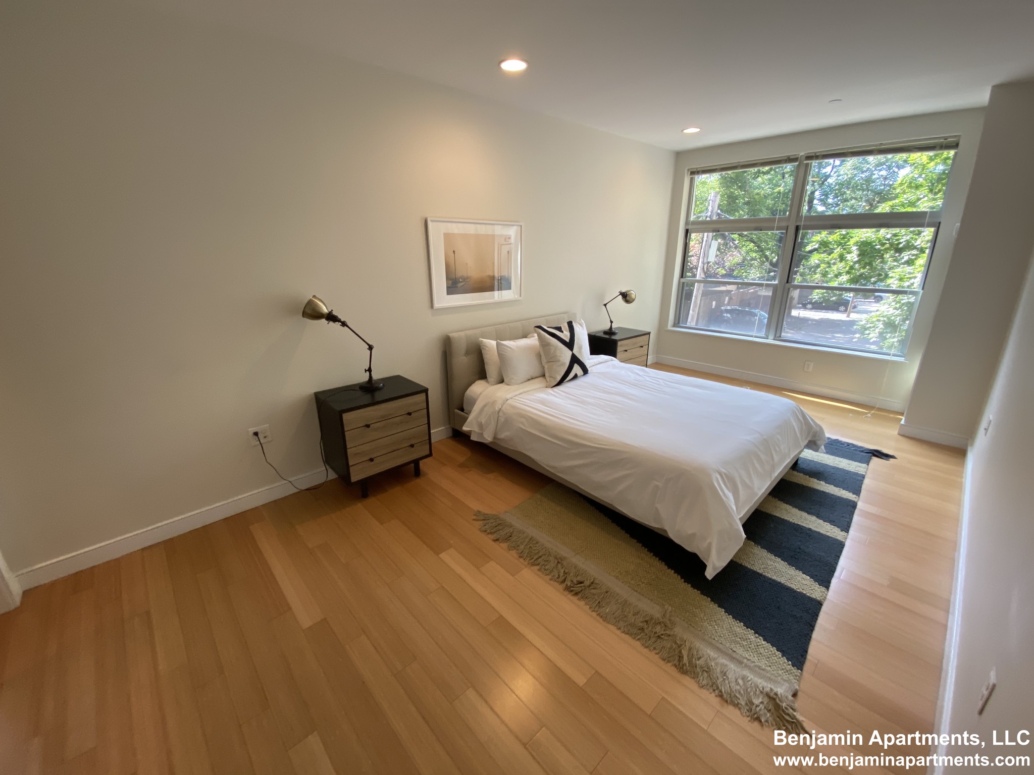 601 Albany St, South End