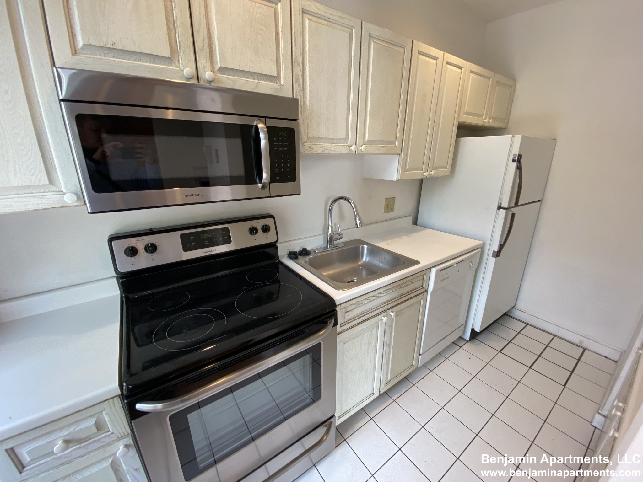 1742 Washington St, South End