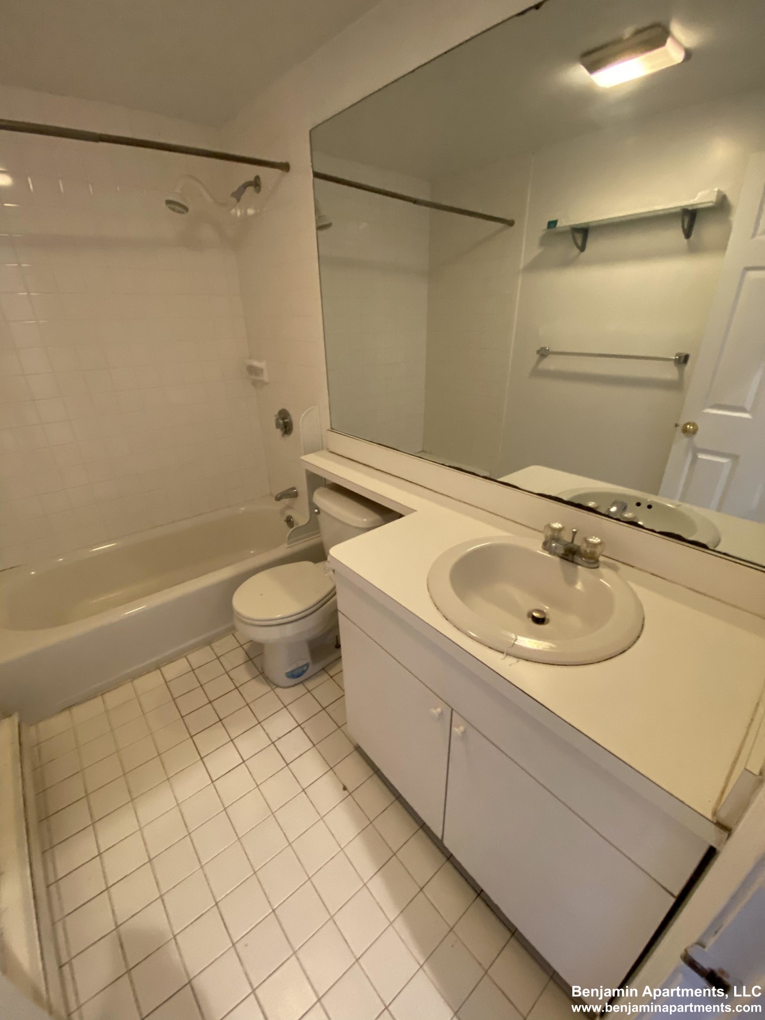 1742 Washington St, South End