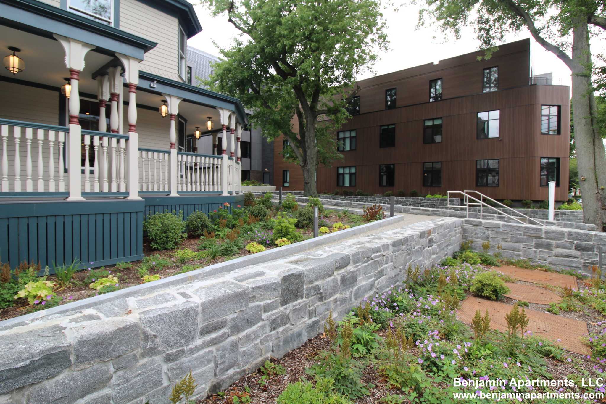 83 Gardner St, Allston