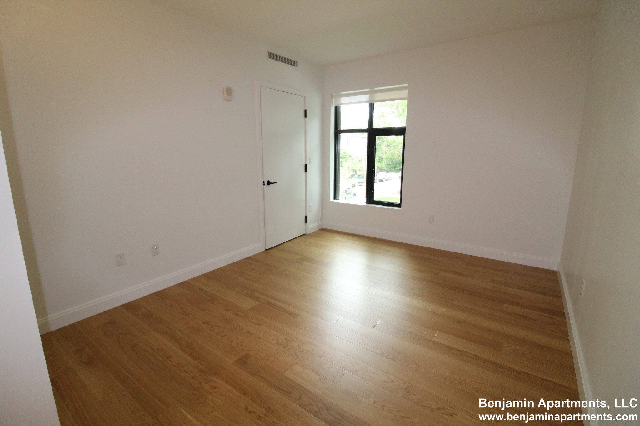 83 Gardner St, Allston