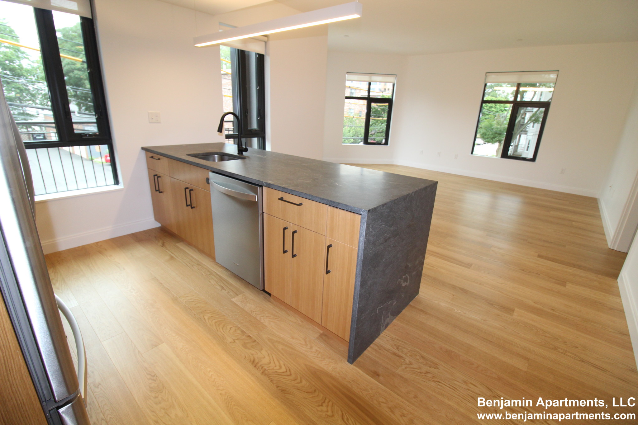 83 Gardner St, Allston