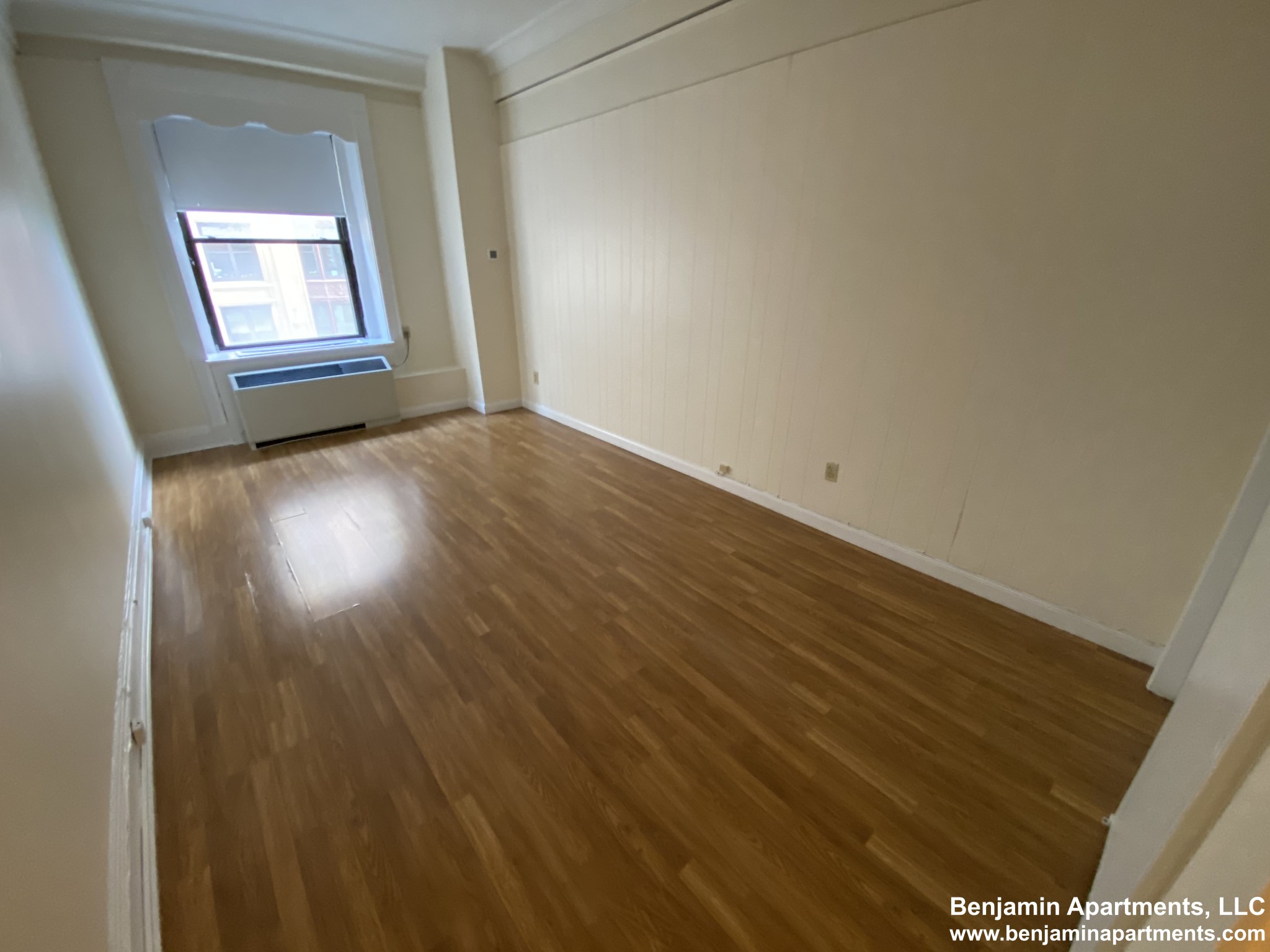 62 Boylston St, Downtown