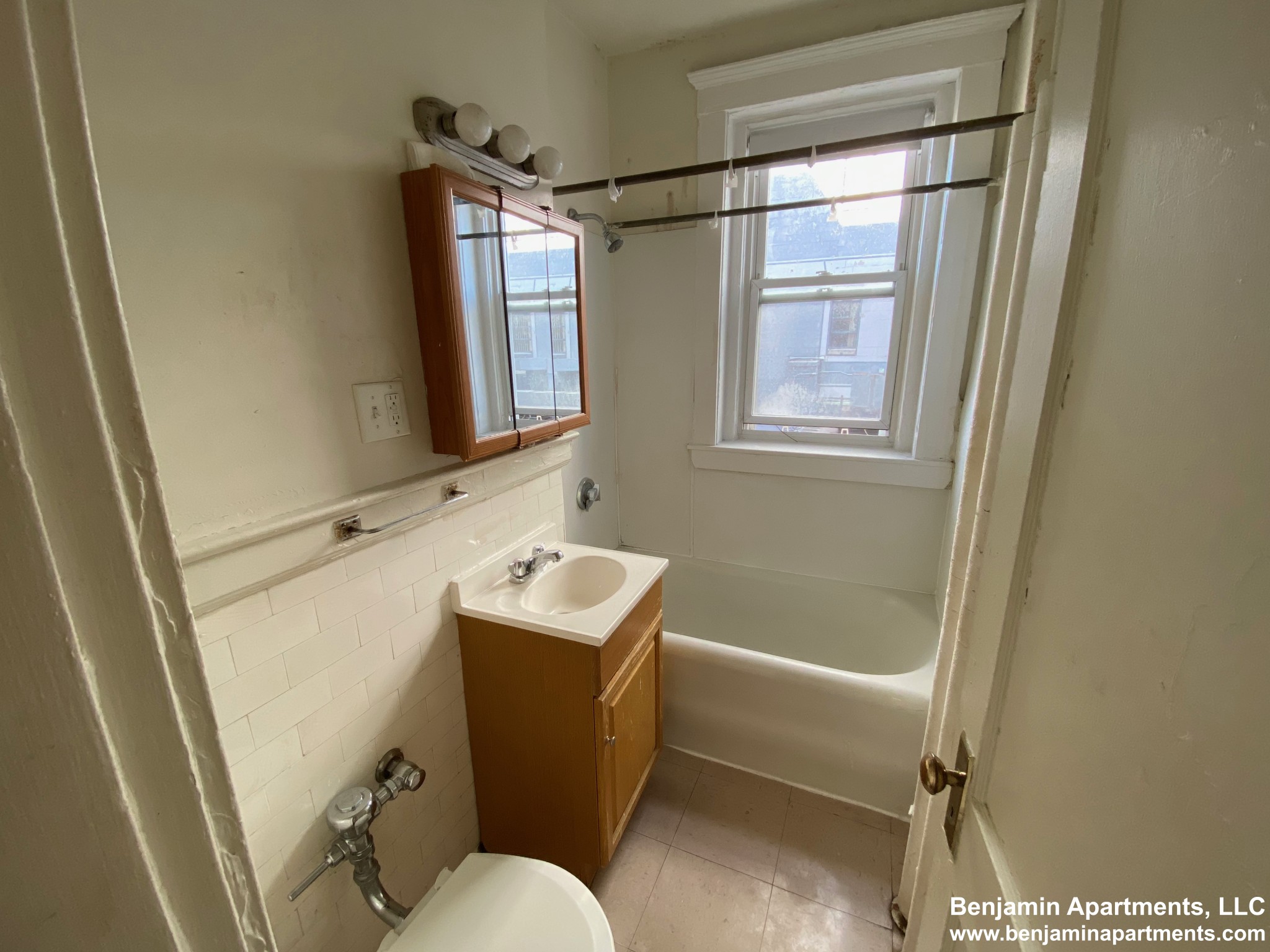 1163 Boylston St, Fenway