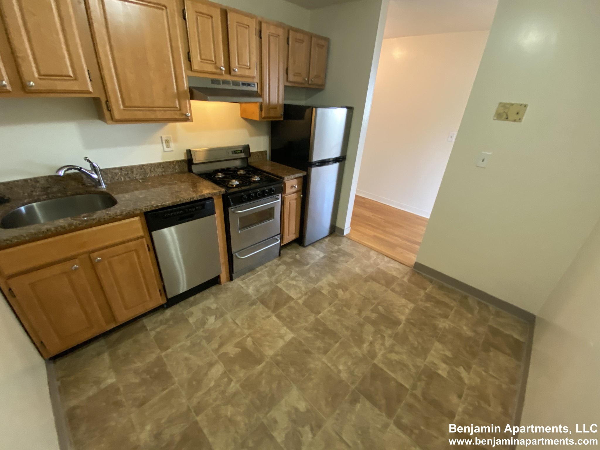 385 Dorchester St, South End