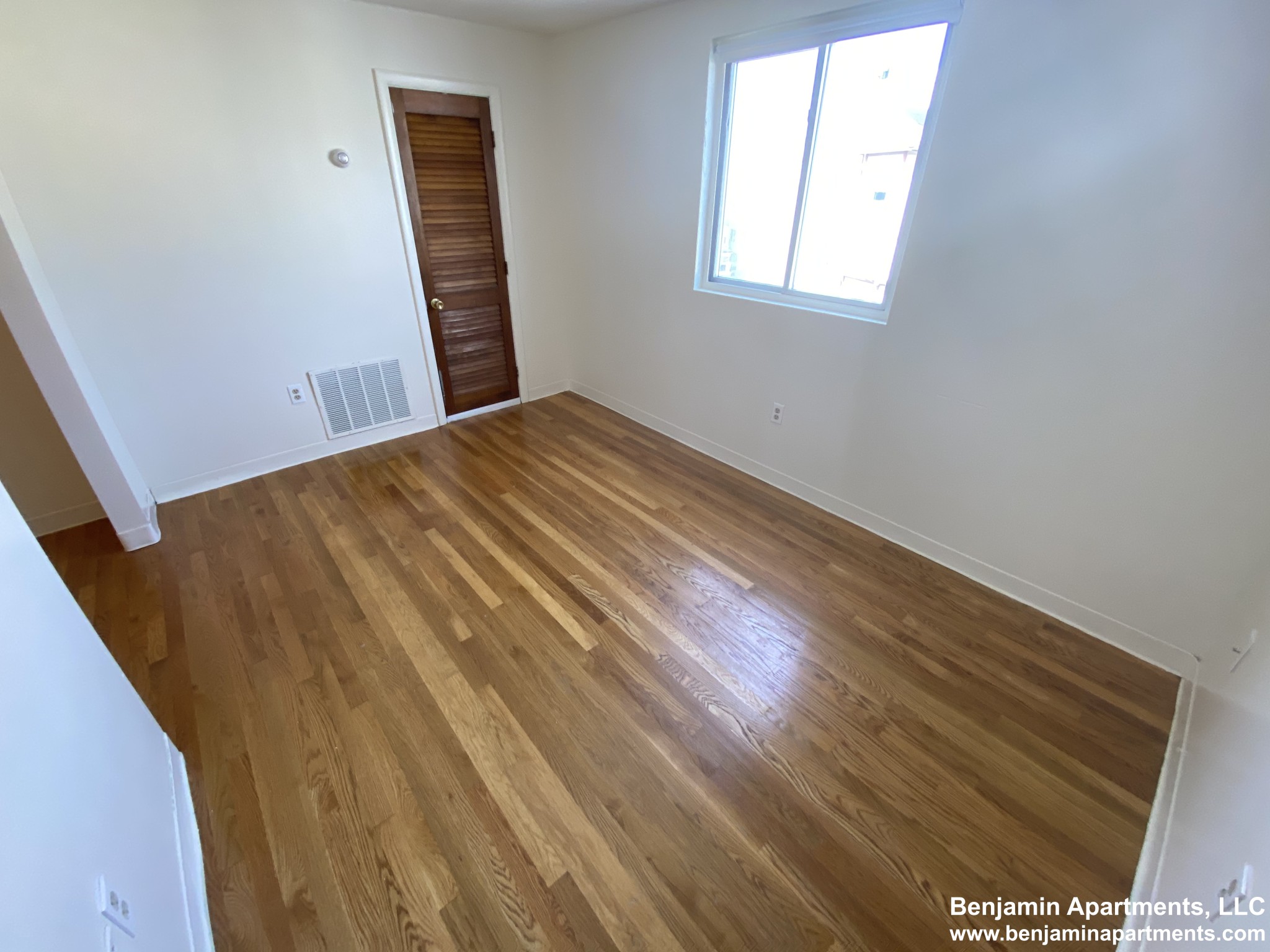 385 Dorchester St, South End