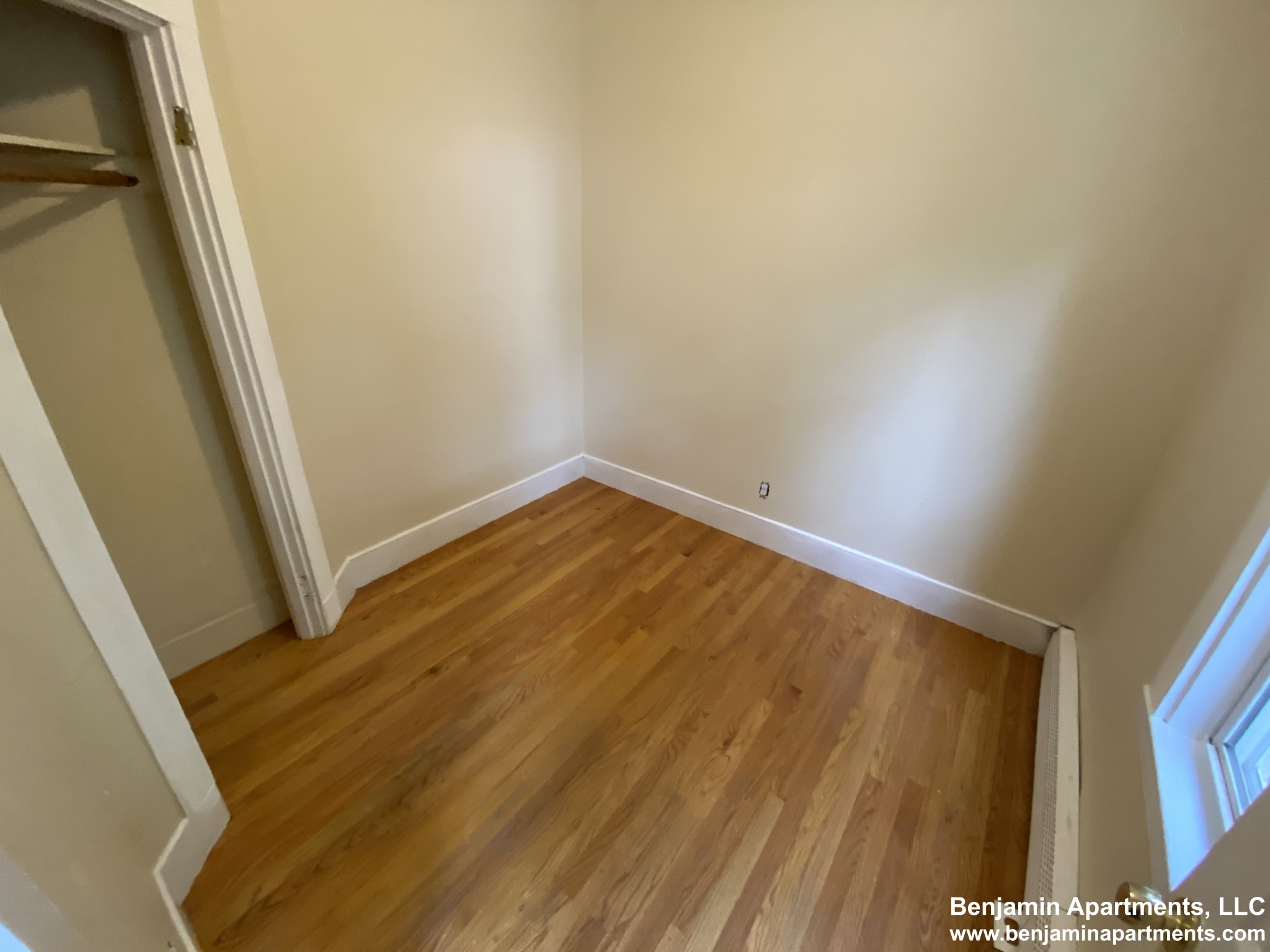 66 Middle St, South Boston