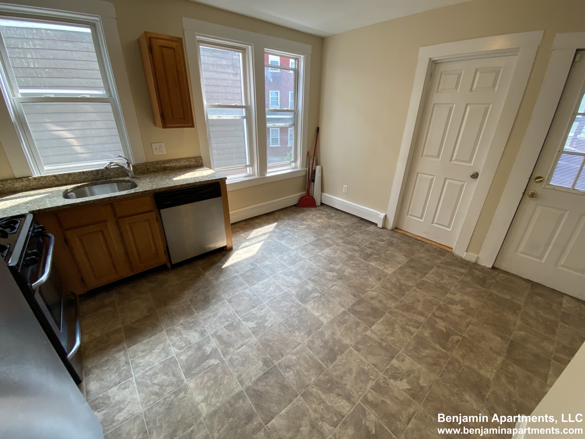 66 Middle St, South Boston