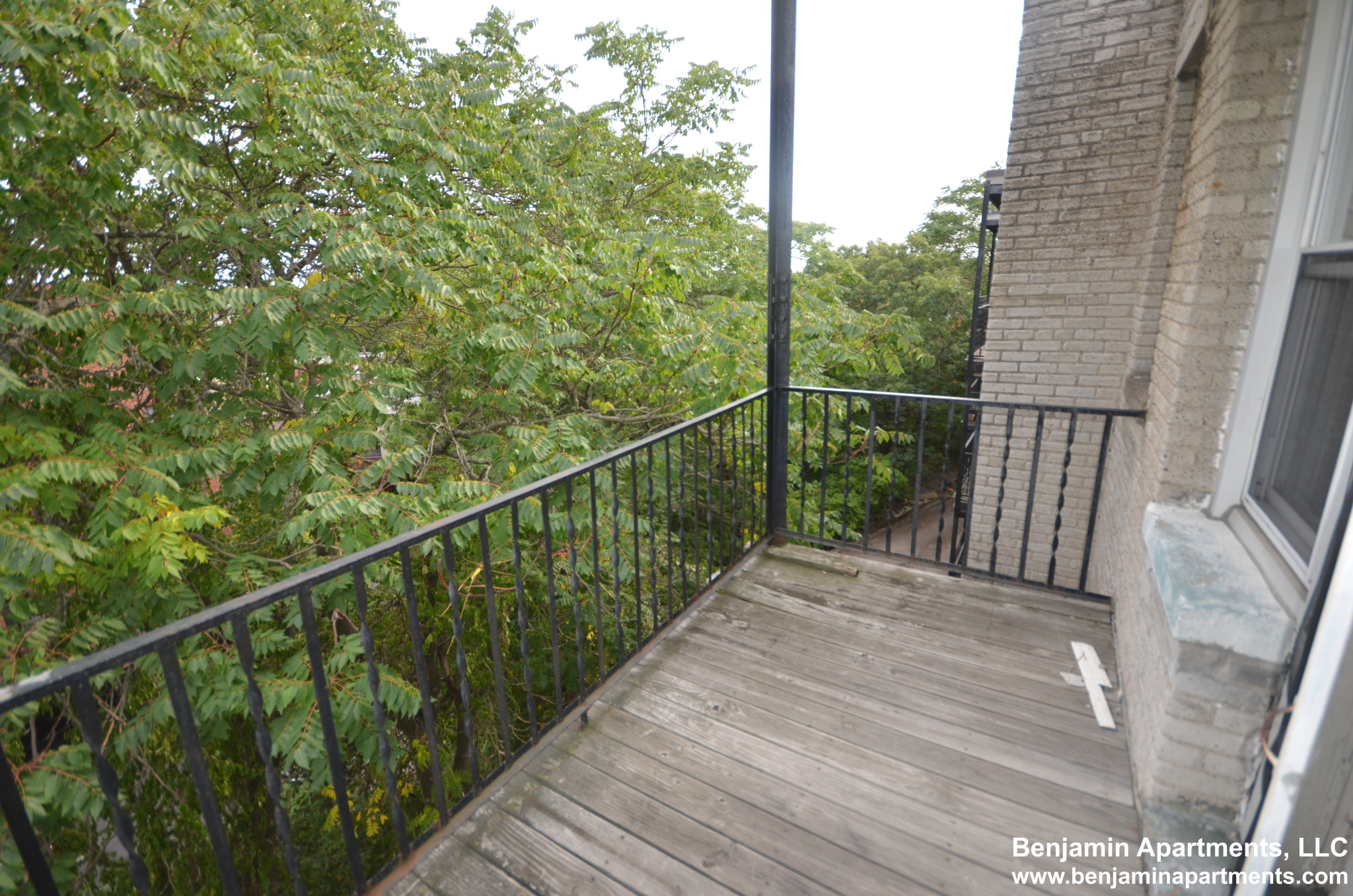 1634 Commonwealth Ave, Brighton