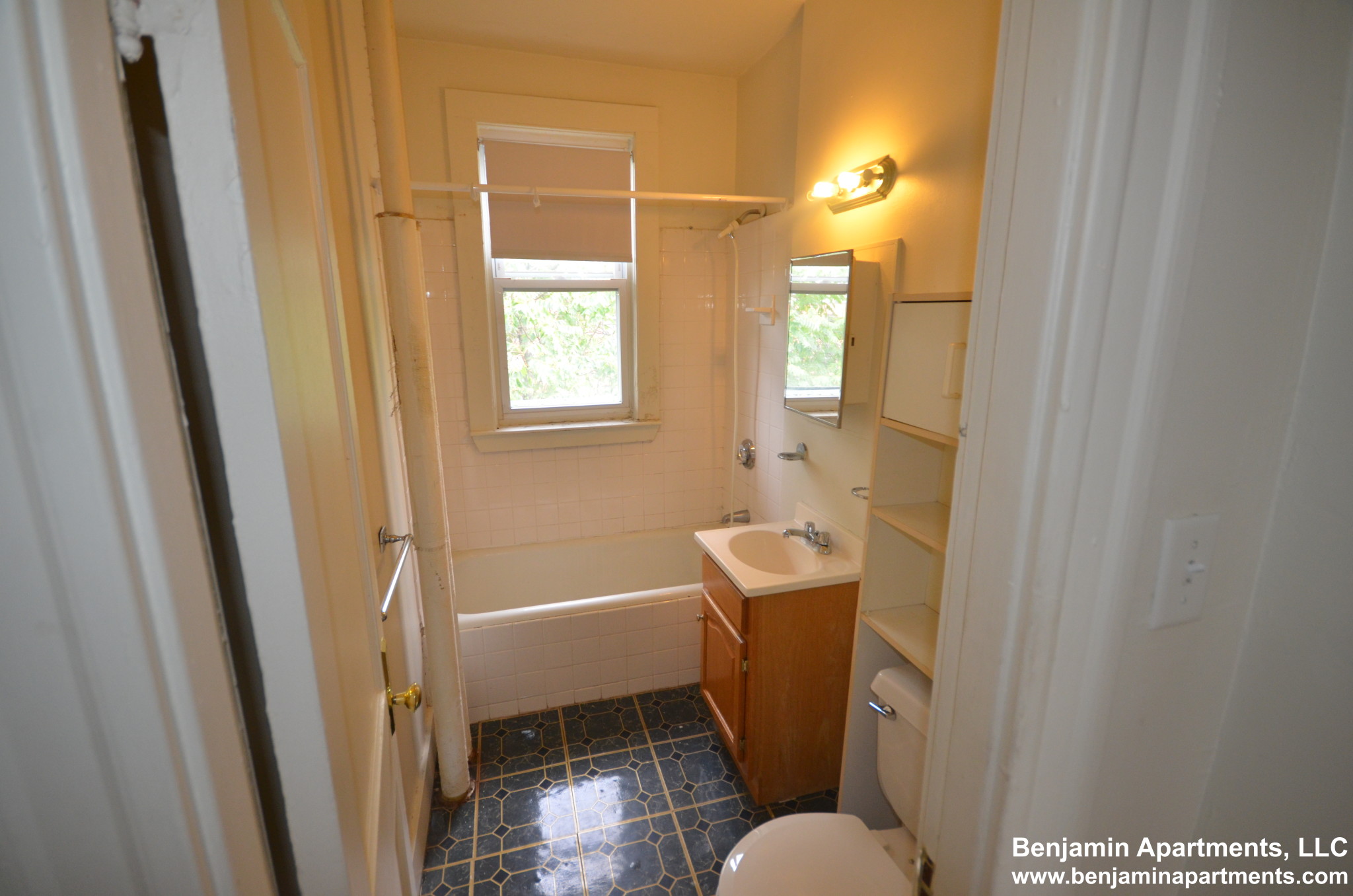 1634 Commonwealth Ave, Brighton