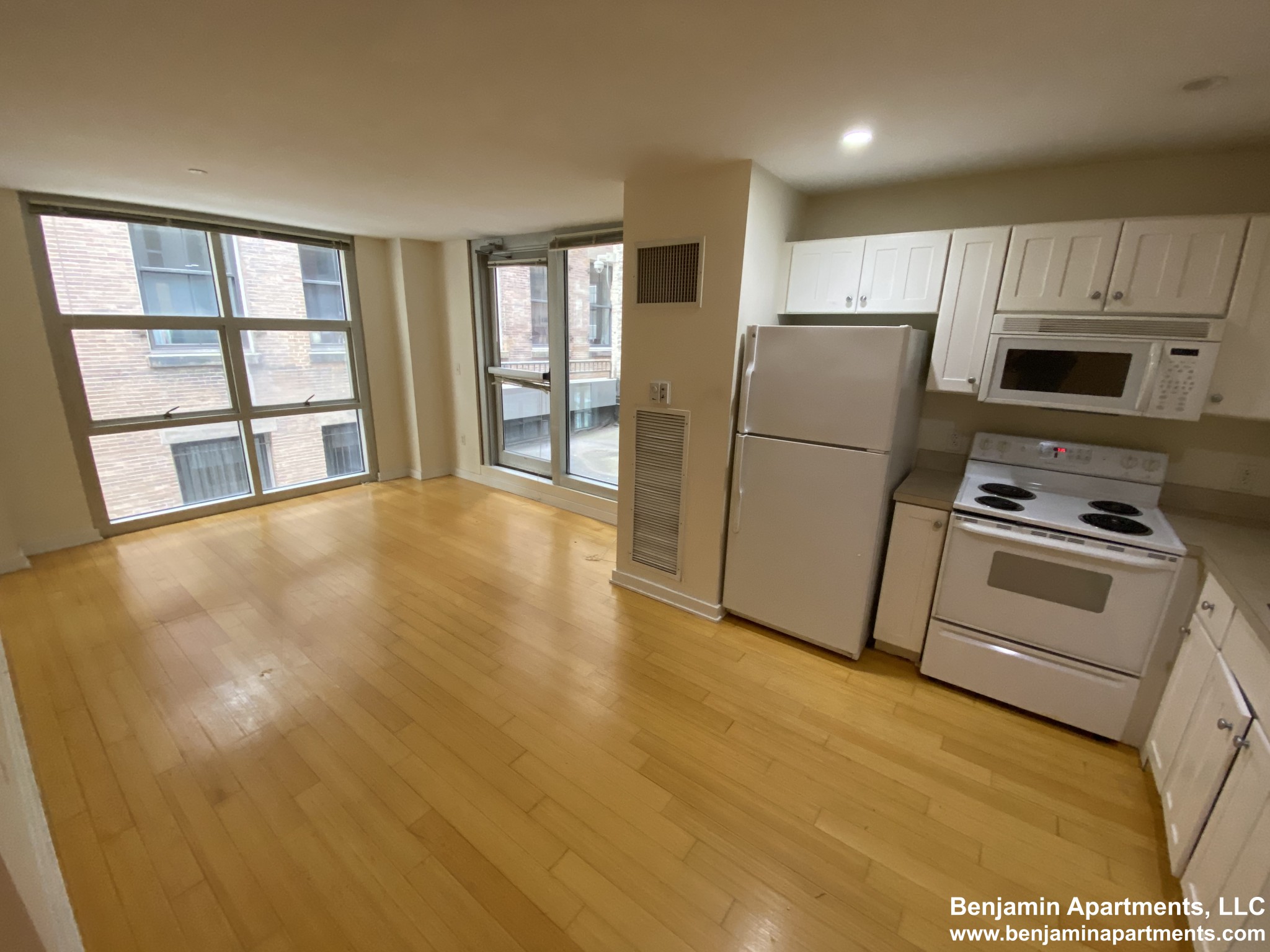 40 Boylston St, Downtown