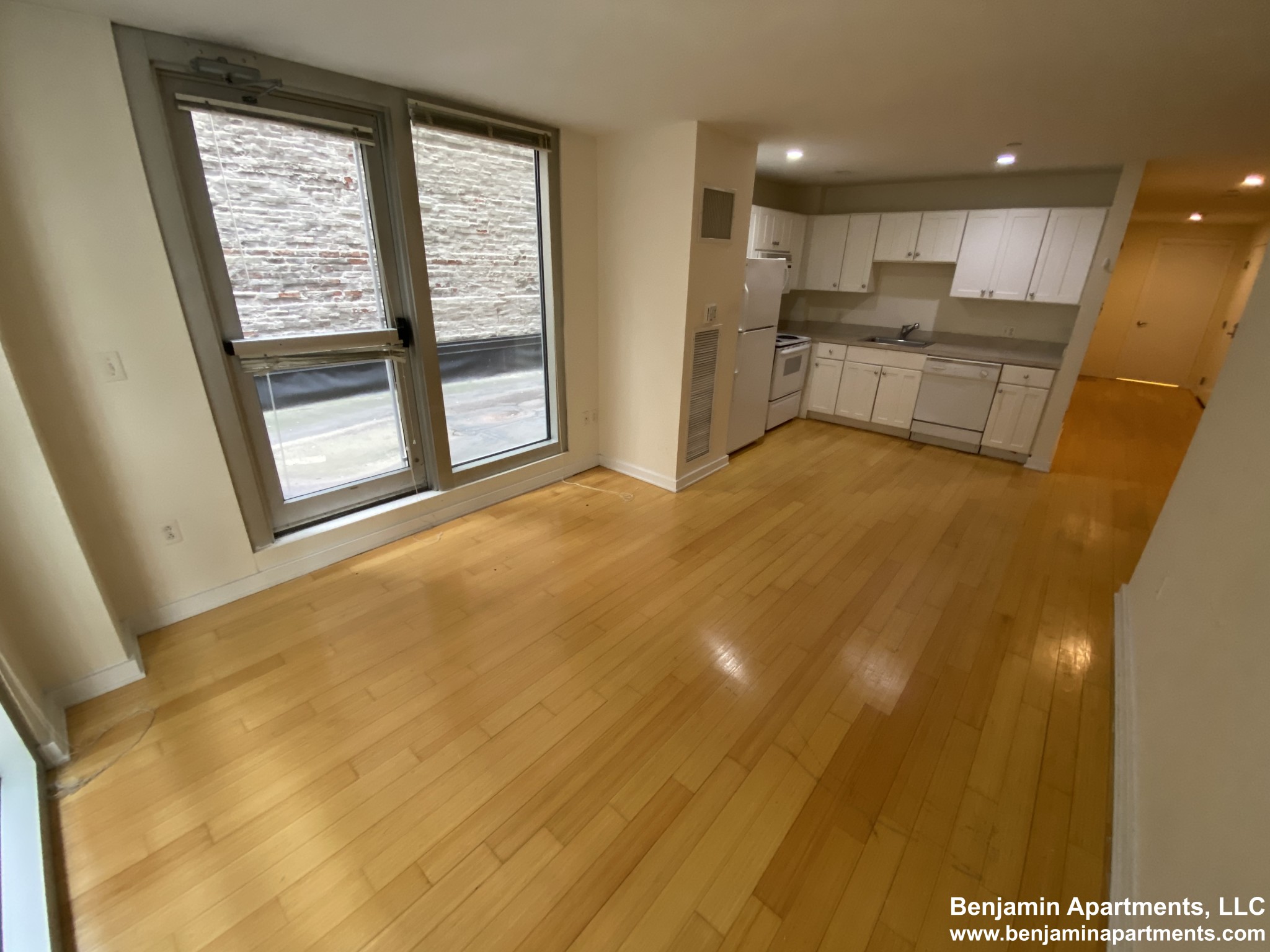 40 Boylston St, Downtown