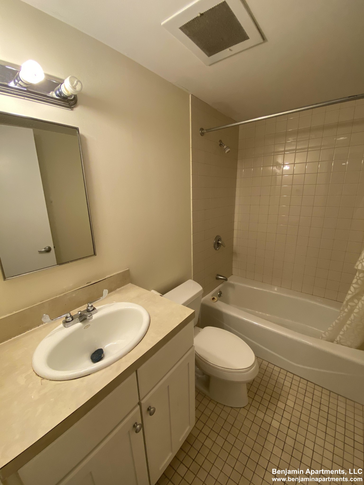 40 Boylston St, Downtown