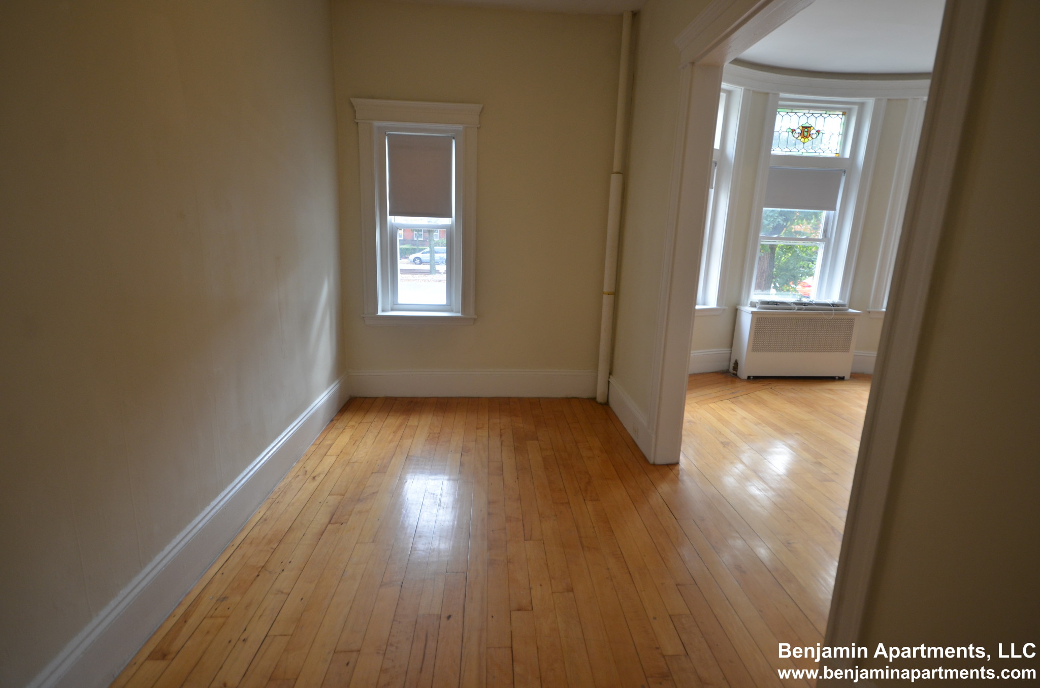 1822 Beacon St, Brookline