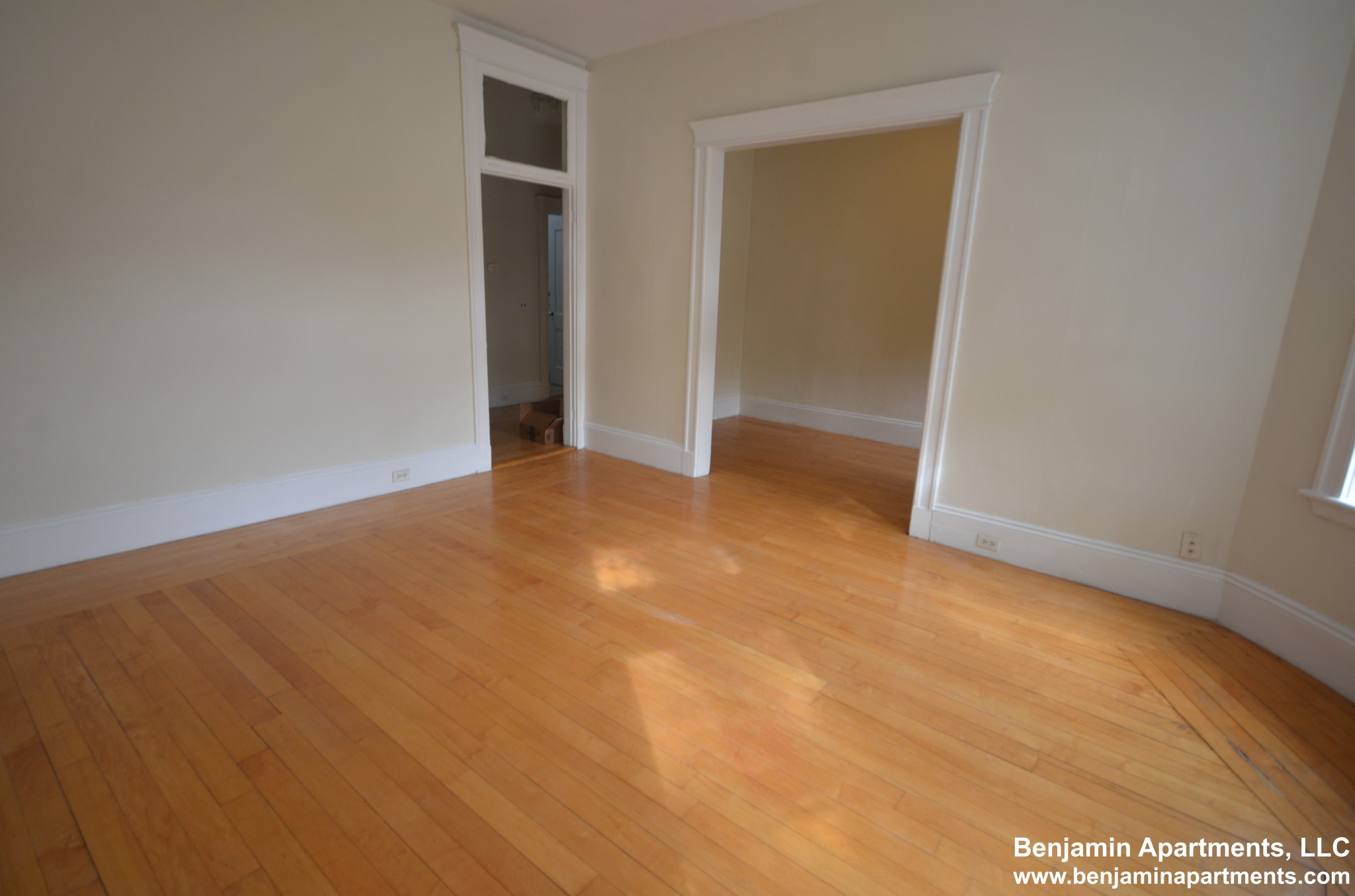 1822 Beacon St, Brookline