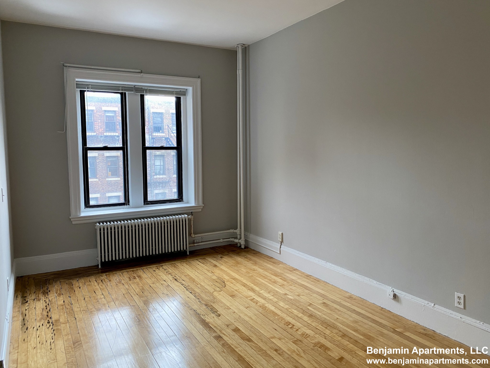 470 Commonwealth Ave, Fenway