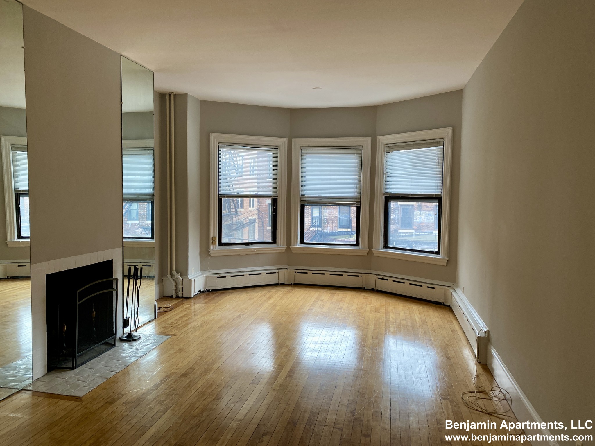 470 Commonwealth Ave, Fenway