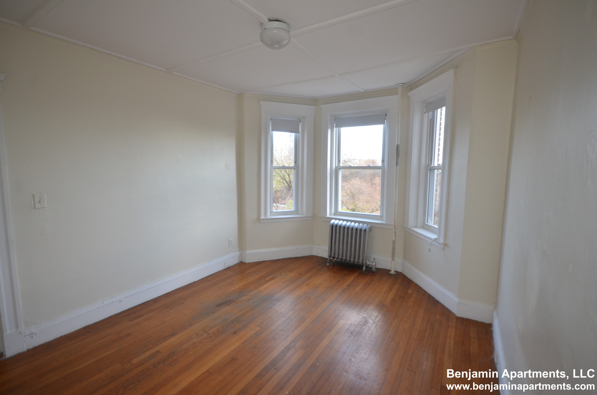 1175 Boylston St, Fenway