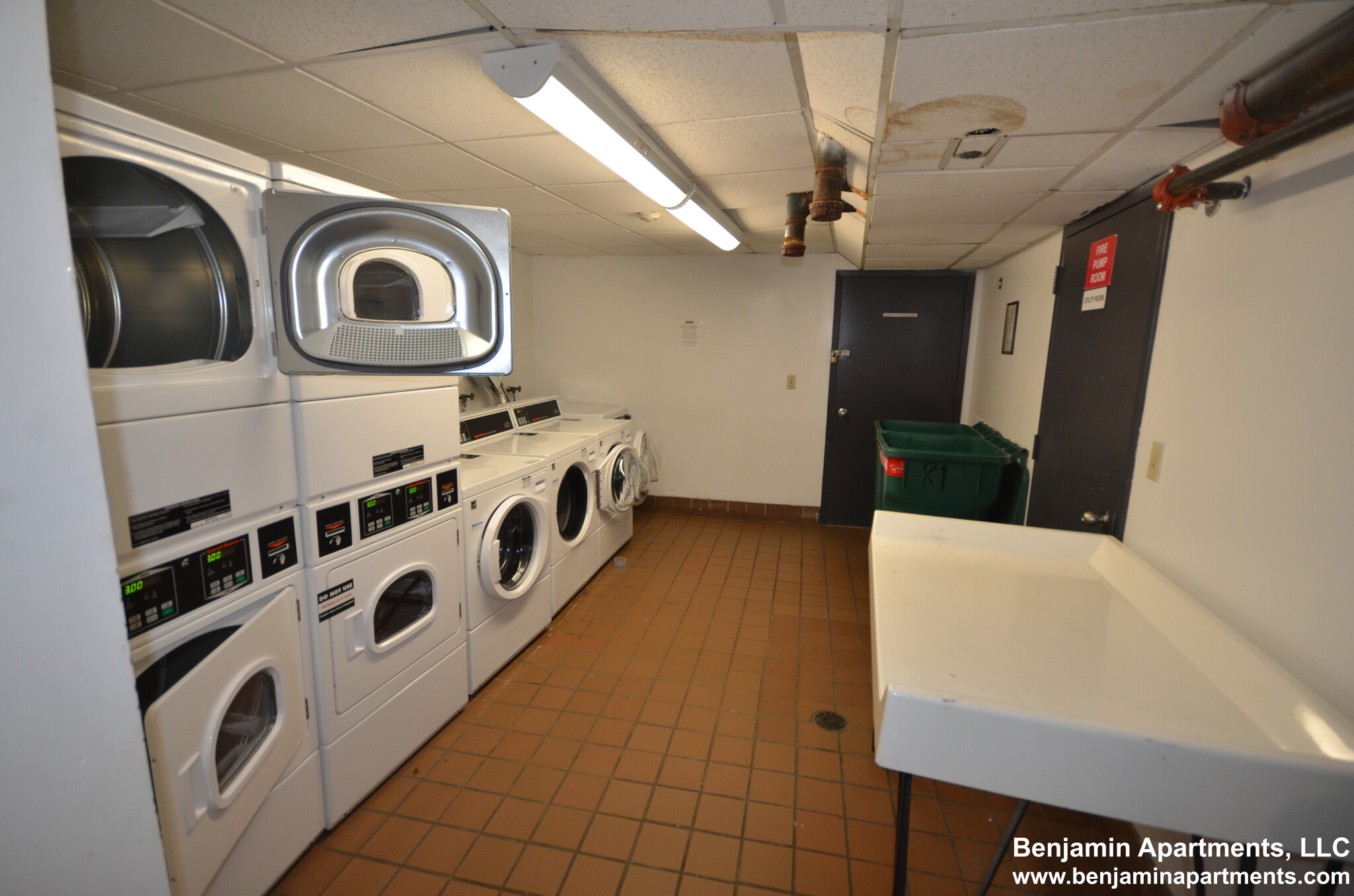 81 Essex St, Chinatown