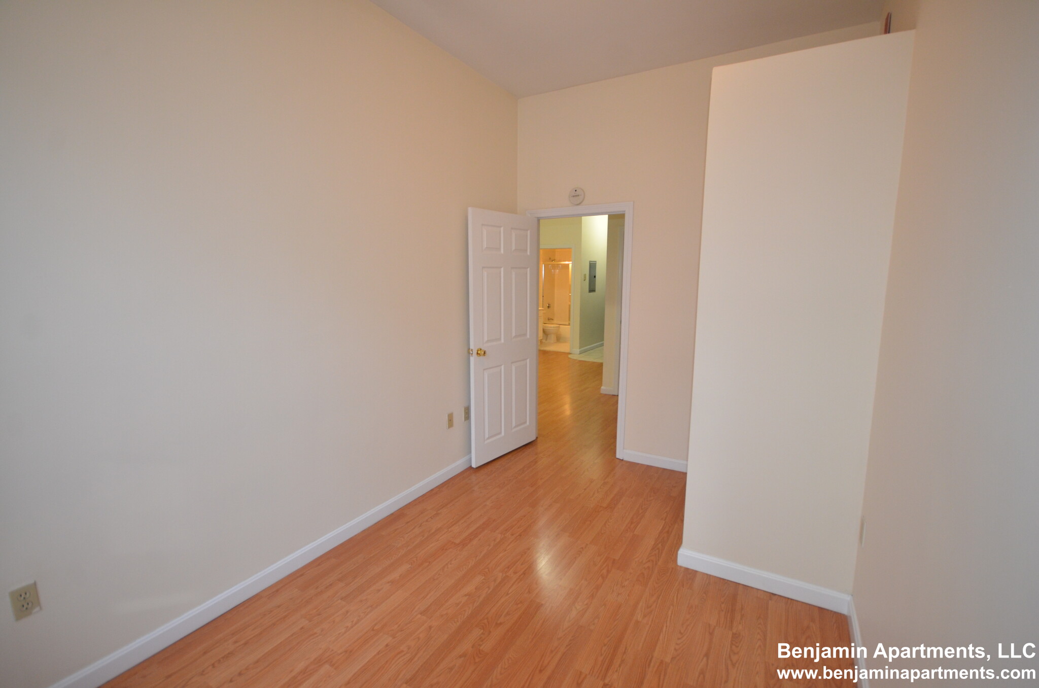 81 Essex St, Chinatown