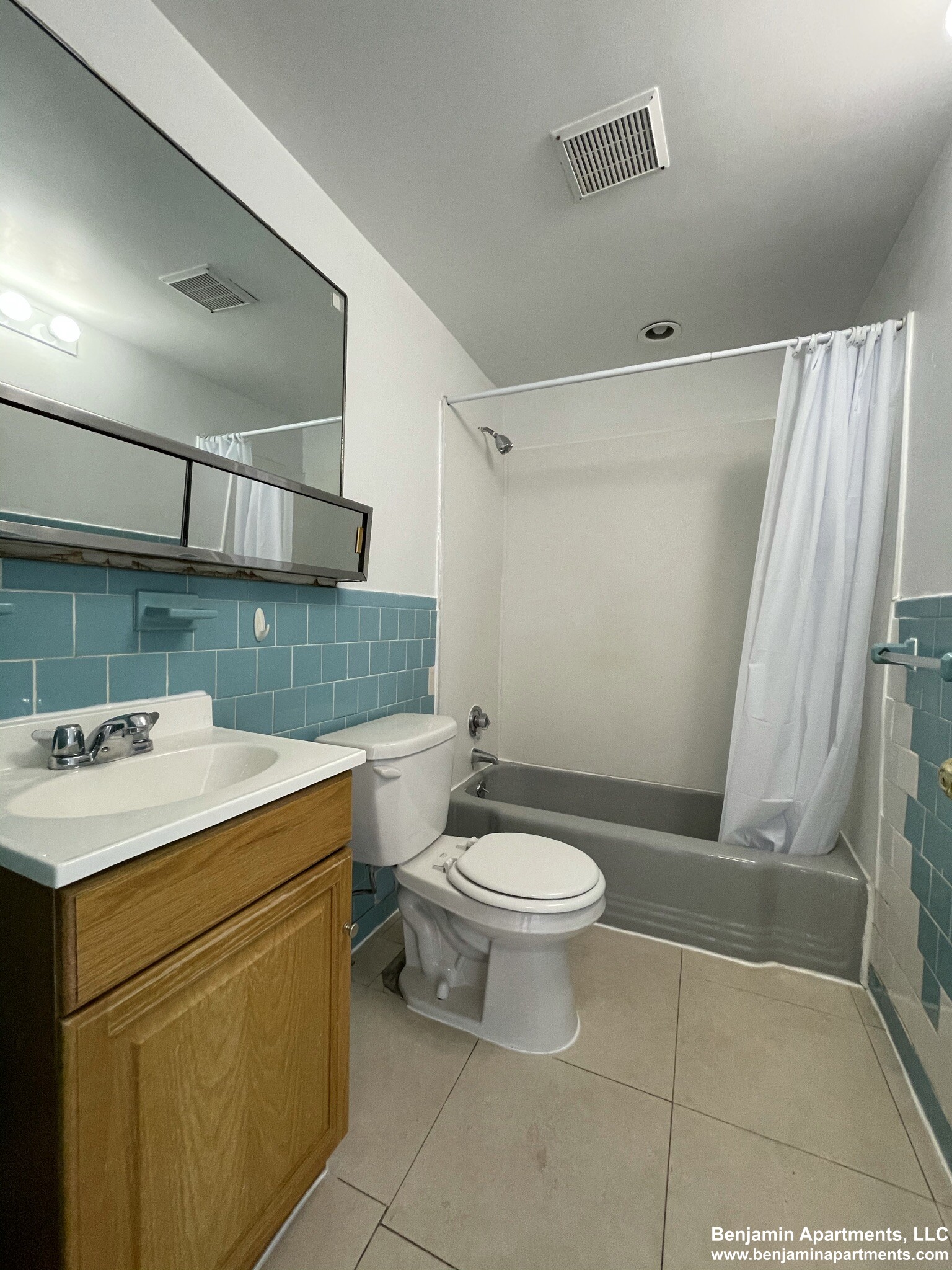 33 Lancaster Ter, Corey Hill