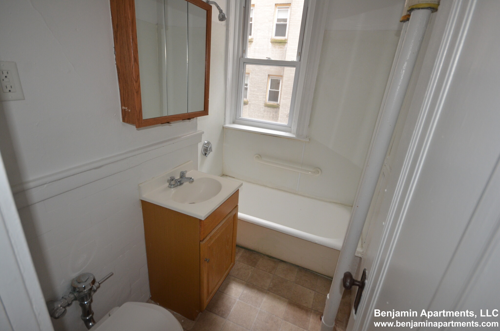 1191 Boylston St, Fenway