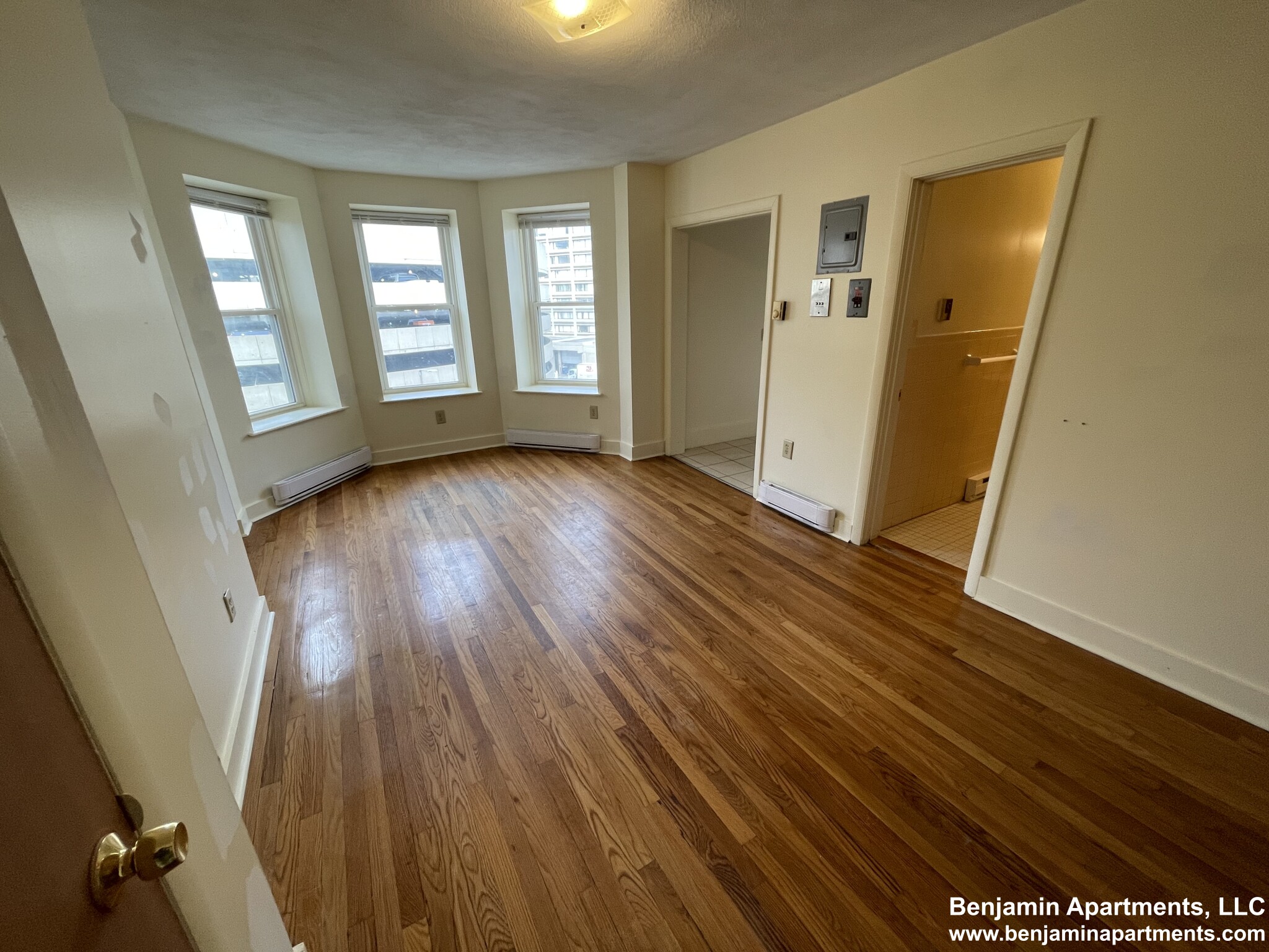 32 Westland Ave, Fenway