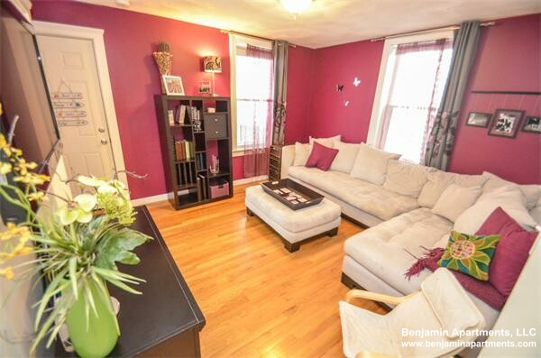 150 Leyden St, East Boston