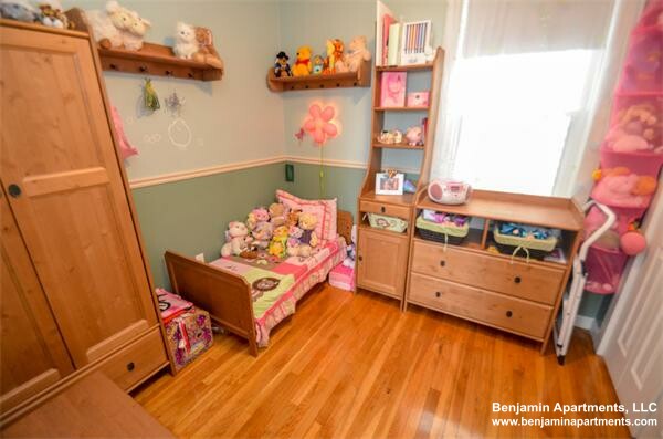 150 Leyden St, East Boston