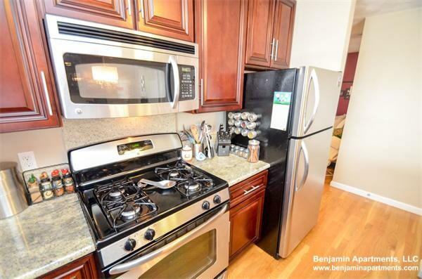 150 Leyden St, East Boston