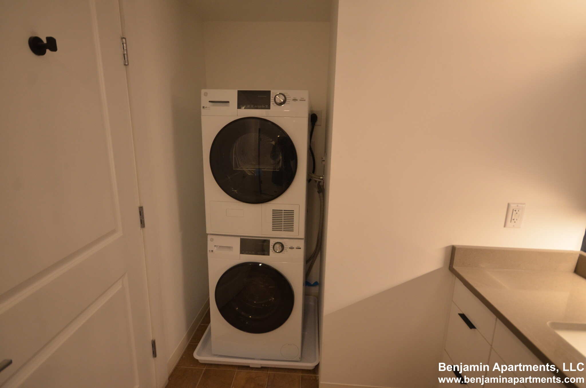 89 Brighton Ave, Allston