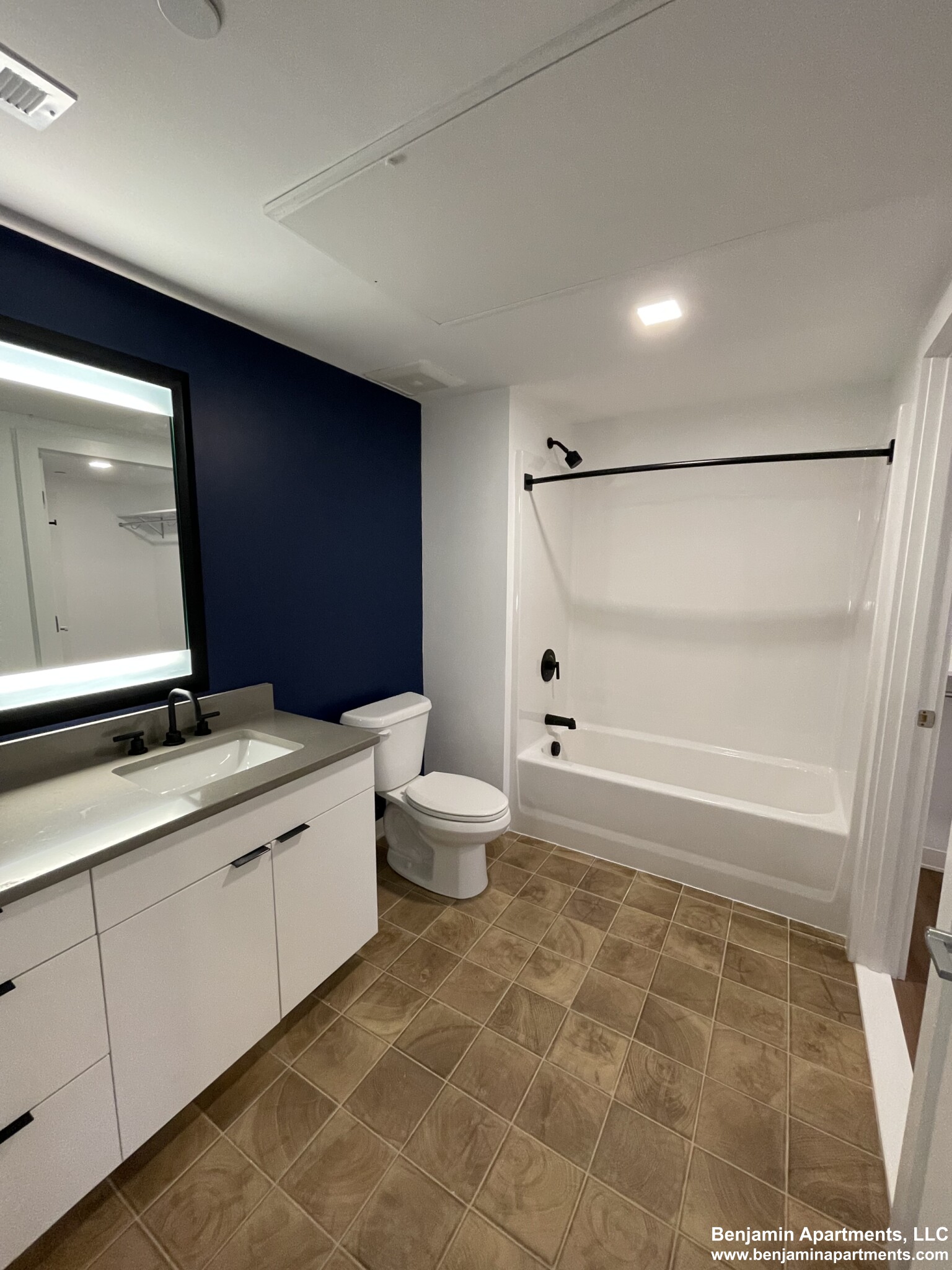 89 Brighton Ave, Allston