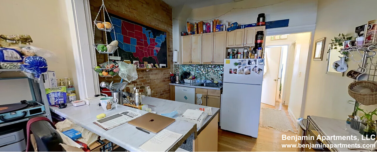 2 bed, 1 bath apartment for rent at 7 Symphony Rd Unit 1, Fenway — photo 2 of 4