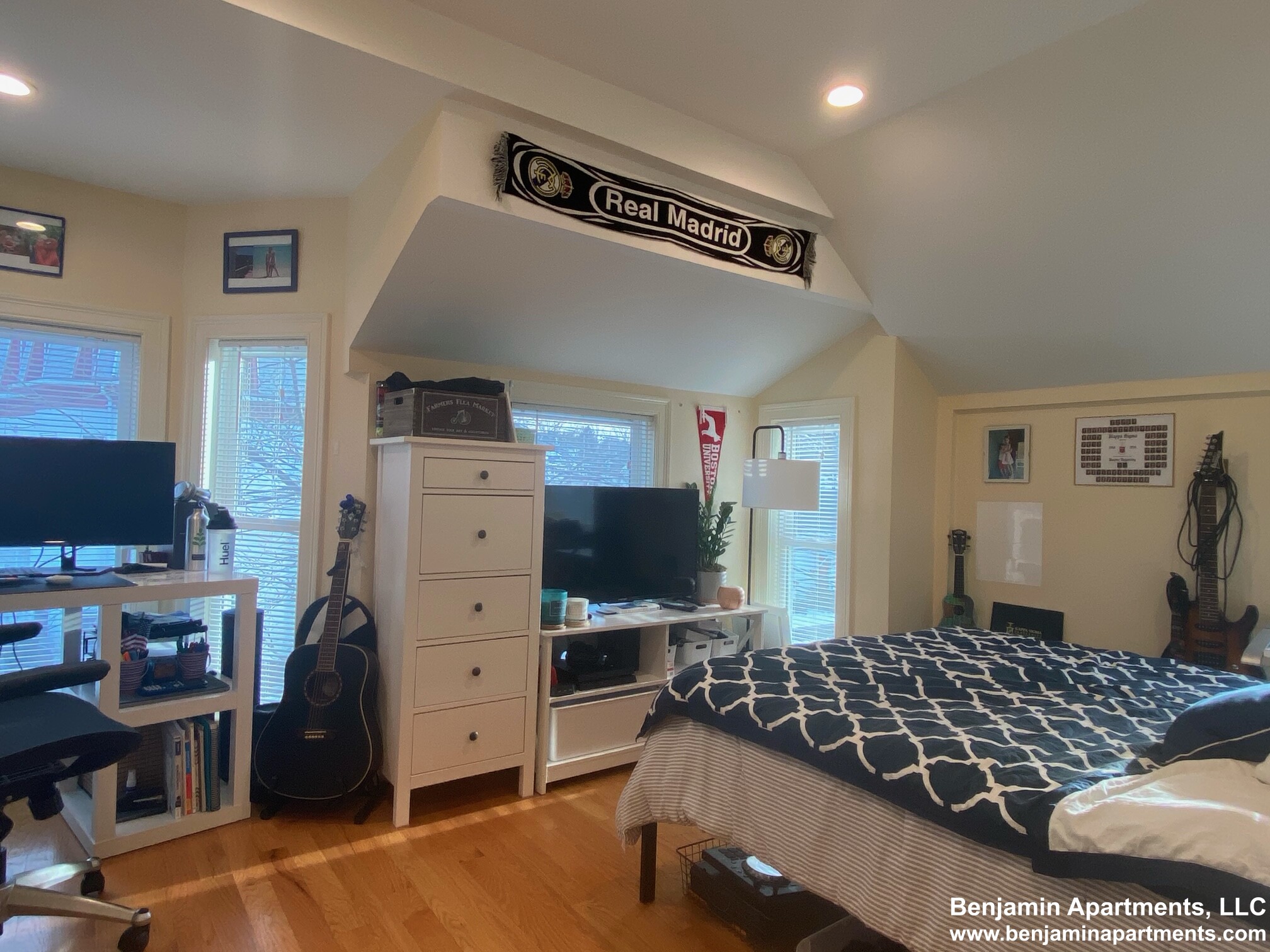 5 Griggs Pl, Allston