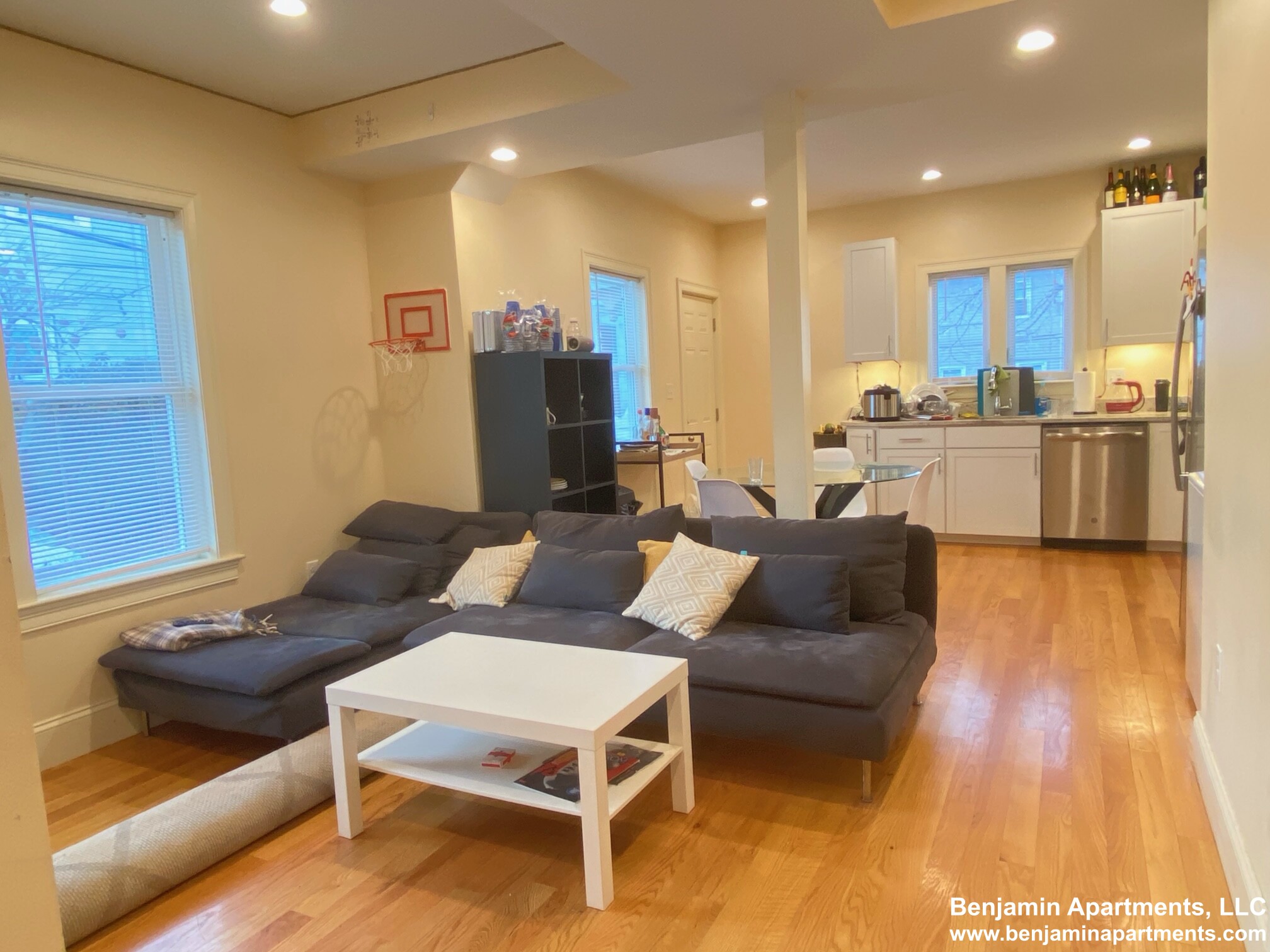 5 Griggs Pl, Allston