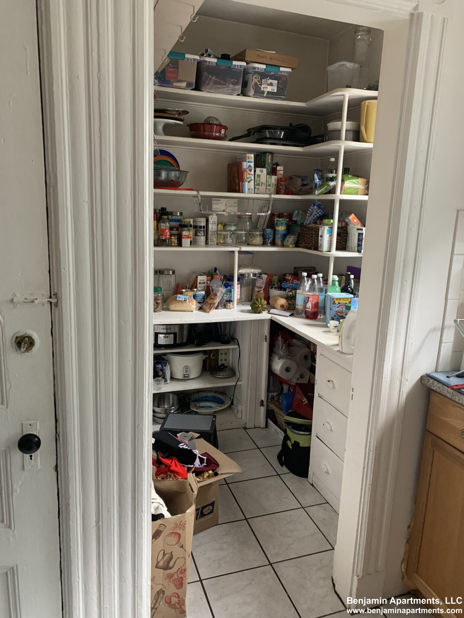 3 bed, 1 bath apartment for rent at 36 Coolidge Rd Unit 1, Allston — photo 3 of 9