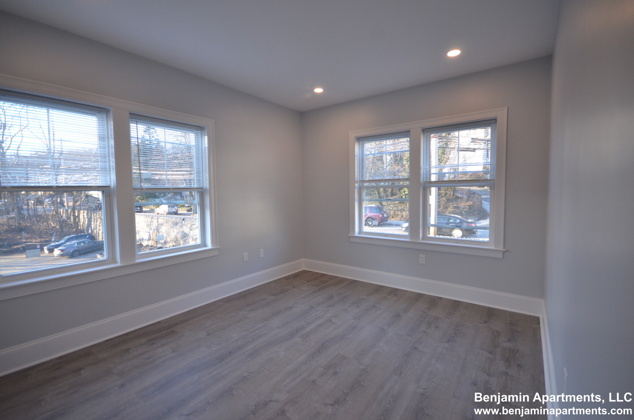 120 Kenrick St, Oak Square