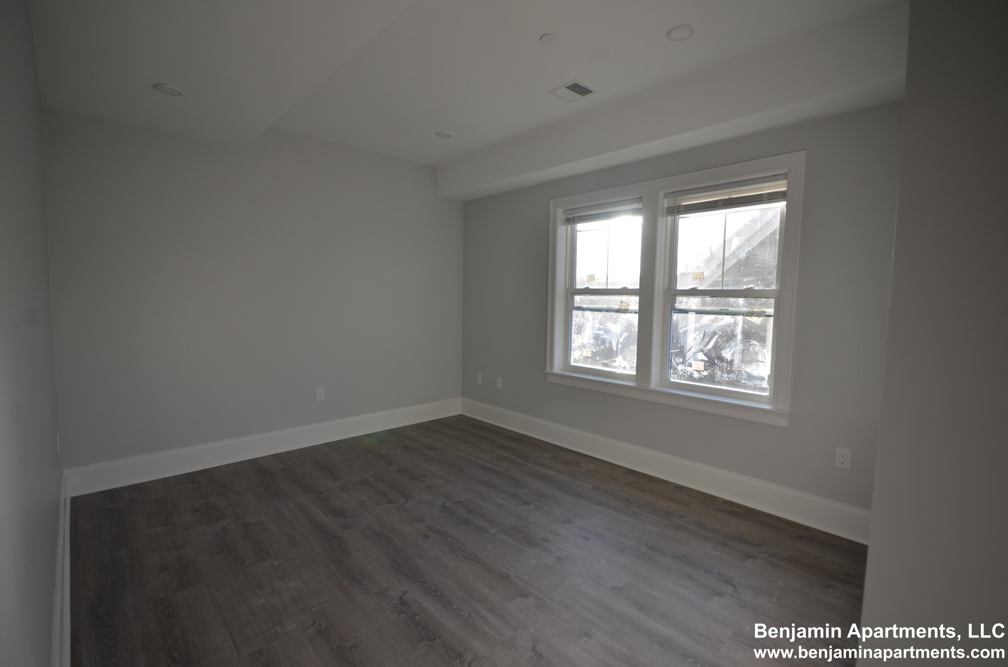 120 Kenrick St, Oak Square