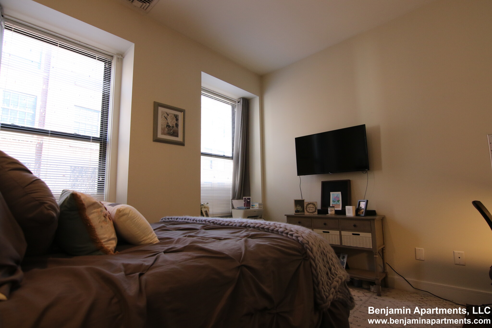 460 Harrison Ave, South End